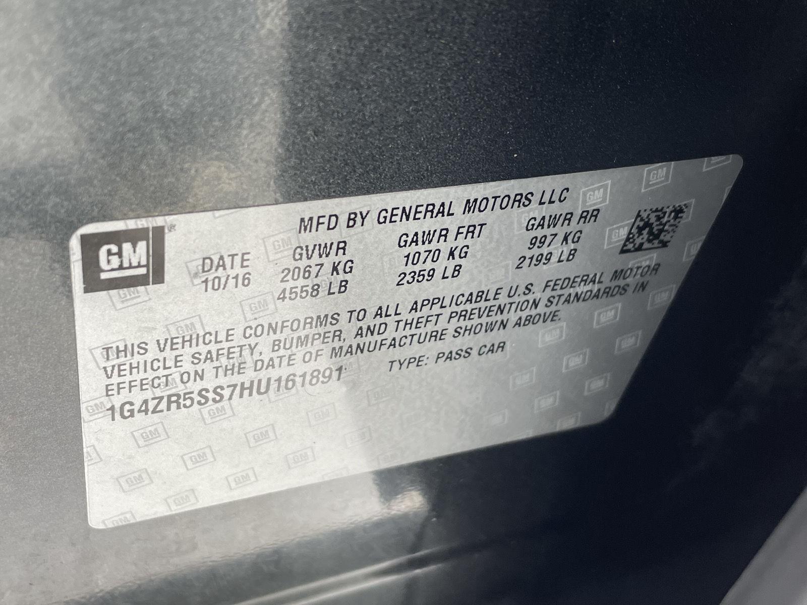 Vehicle photo 8