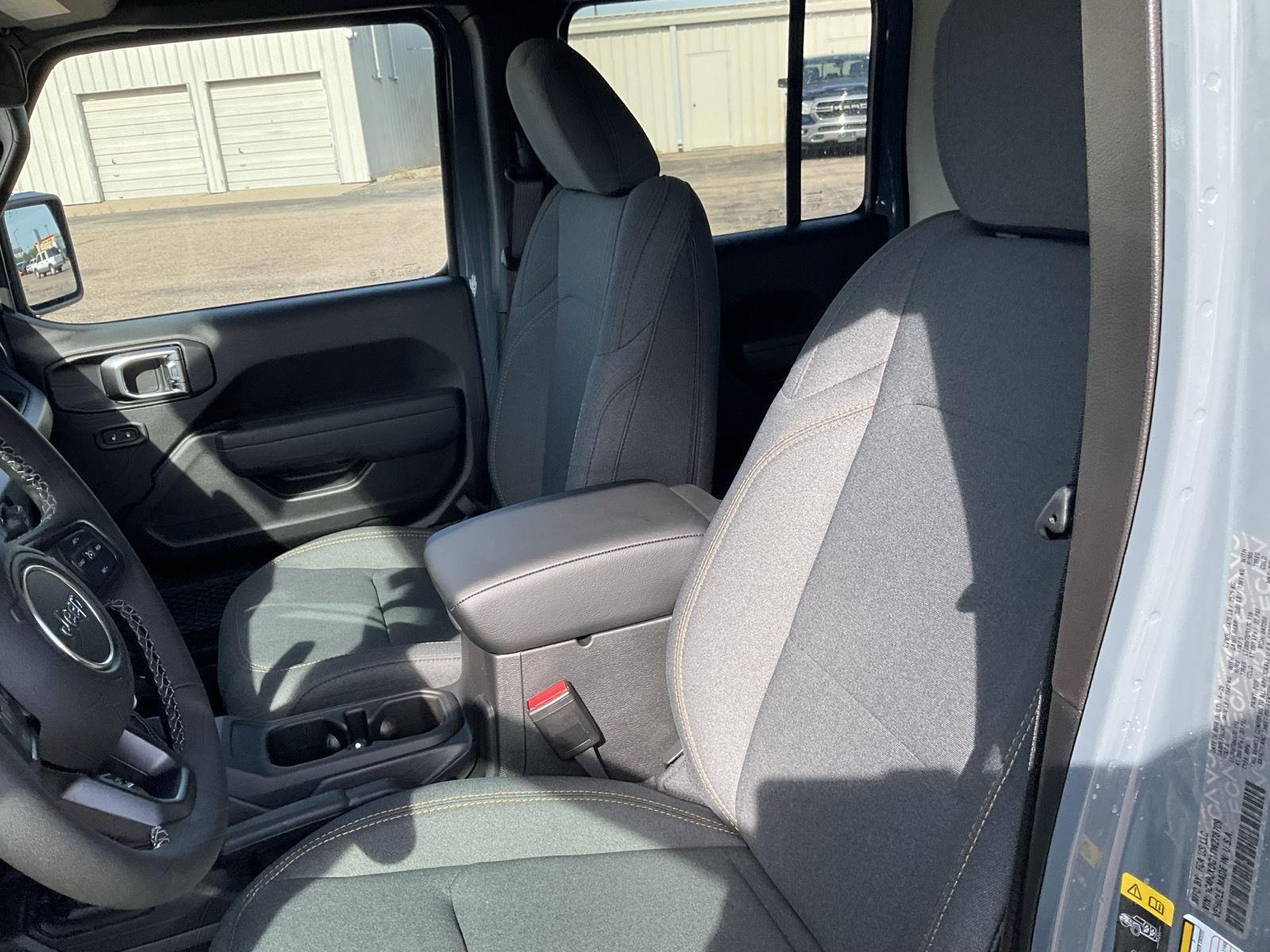 New 2026 Jeep Wrangler for sale in Grand Island NE