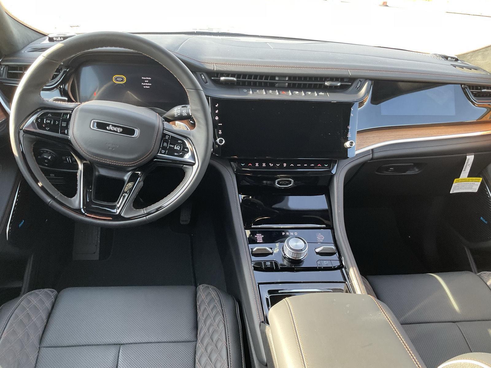 New 2026 Jeep Grand Cherokee L for sale in Grand Island NE