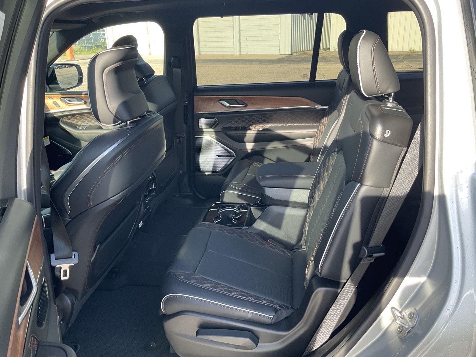 New 2026 Jeep Grand Cherokee L for sale in Grand Island NE