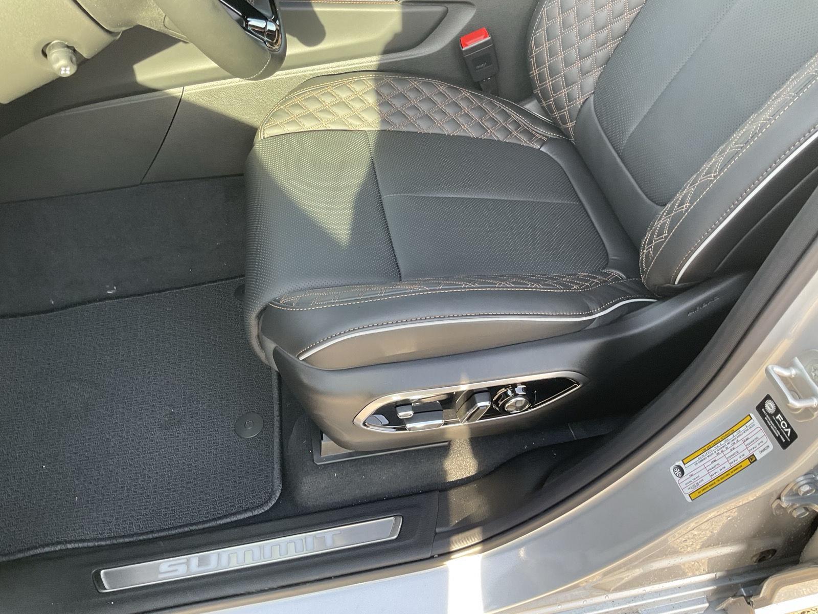 New 2026 Jeep Grand Cherokee L for sale in Grand Island NE