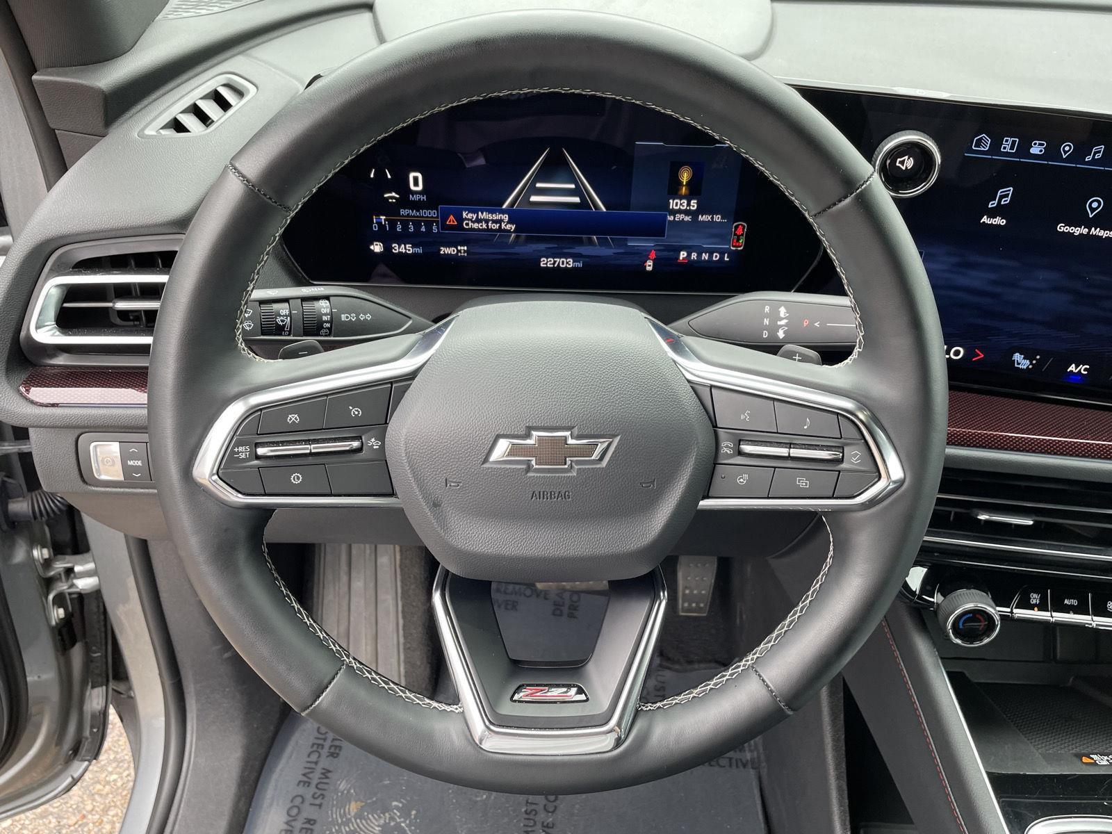 Vehicle photo 13