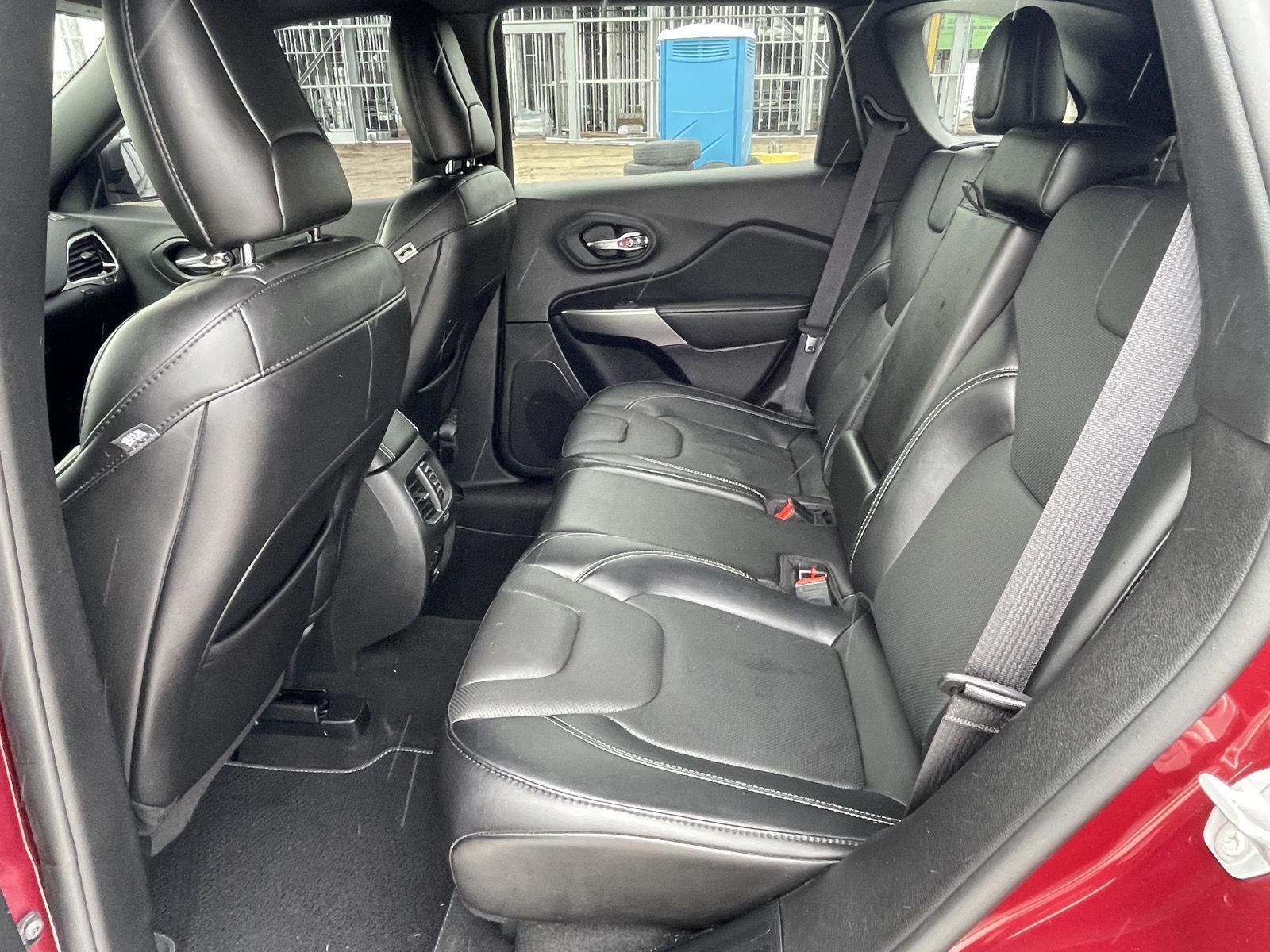 Used 2021 Jeep Cherokee for sale in Grand Island NE