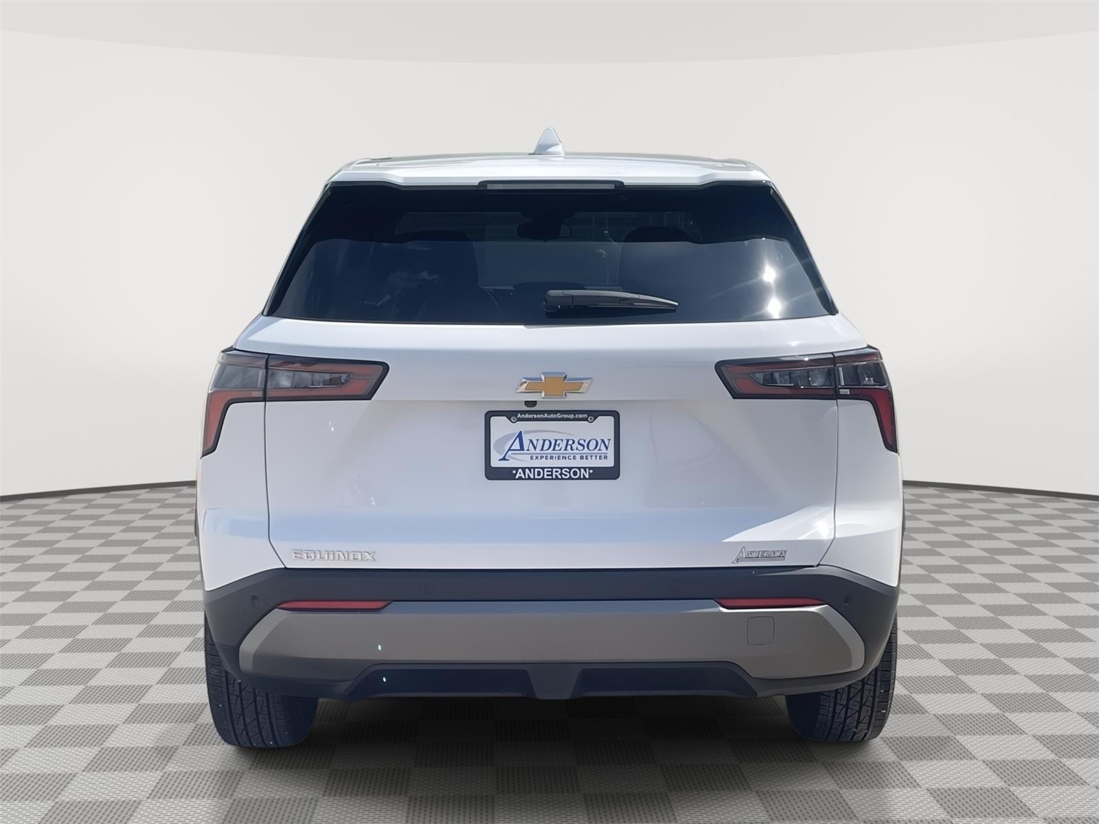 Vehicle photo 5
