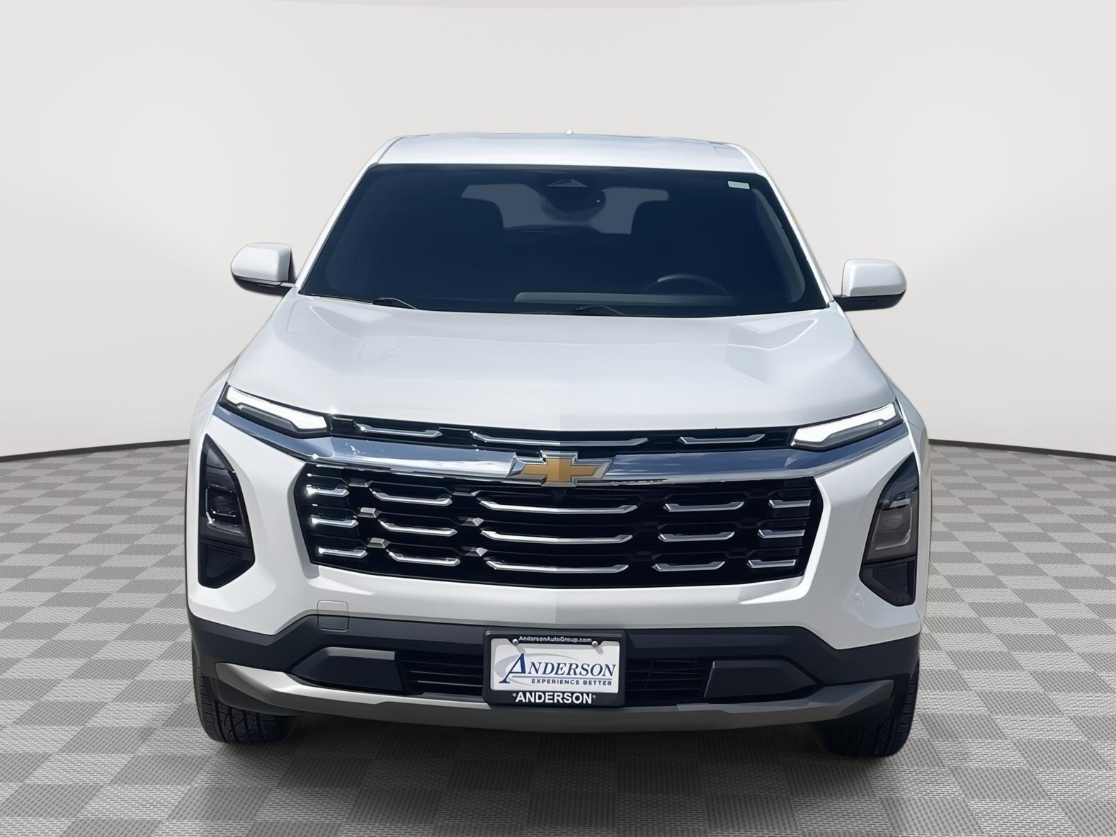 Vehicle photo 9