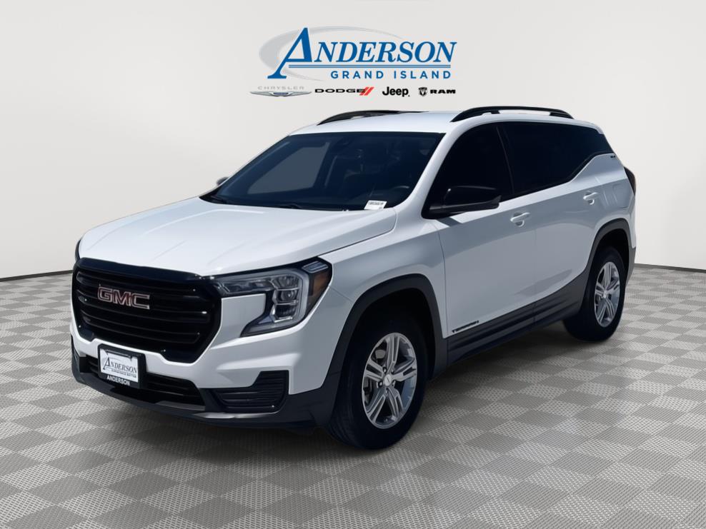 Vehicle photo 1