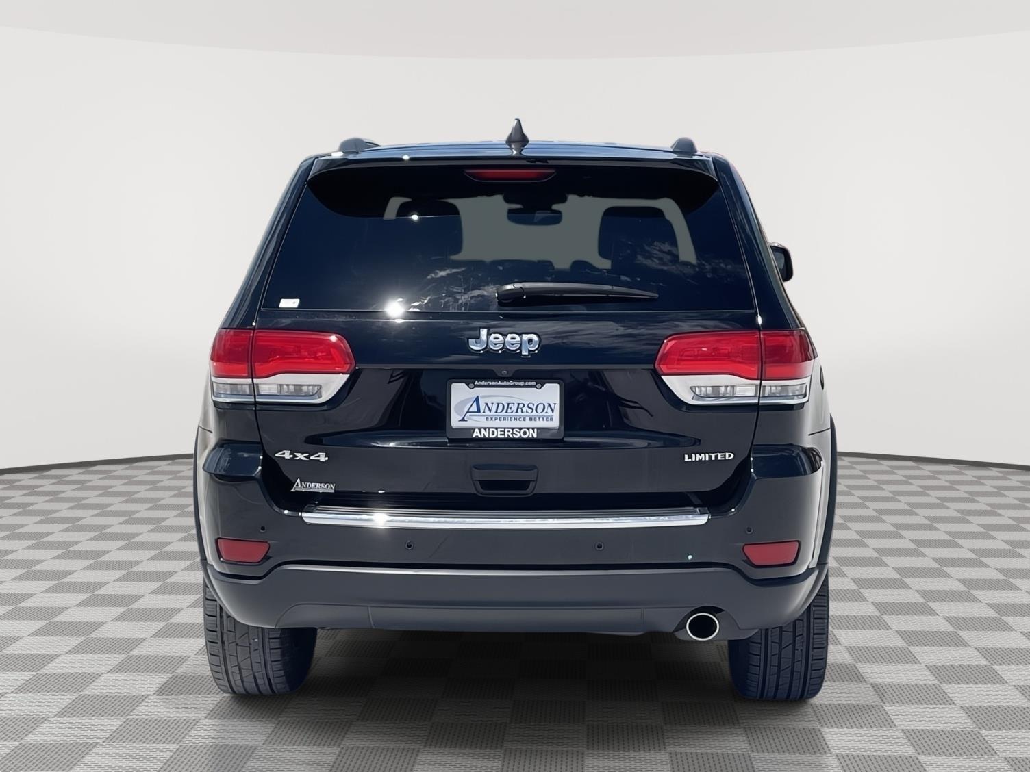 Pre-Owned 2018 Jeep Grand Cherokee for sale in Grand Island NE