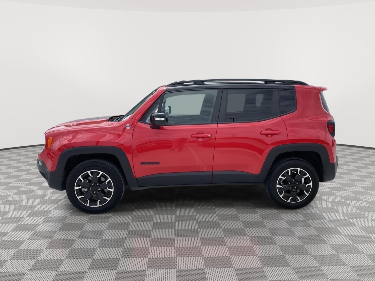 Pre-Owned 2023 Jeep Renegade for sale in Grand Island NE