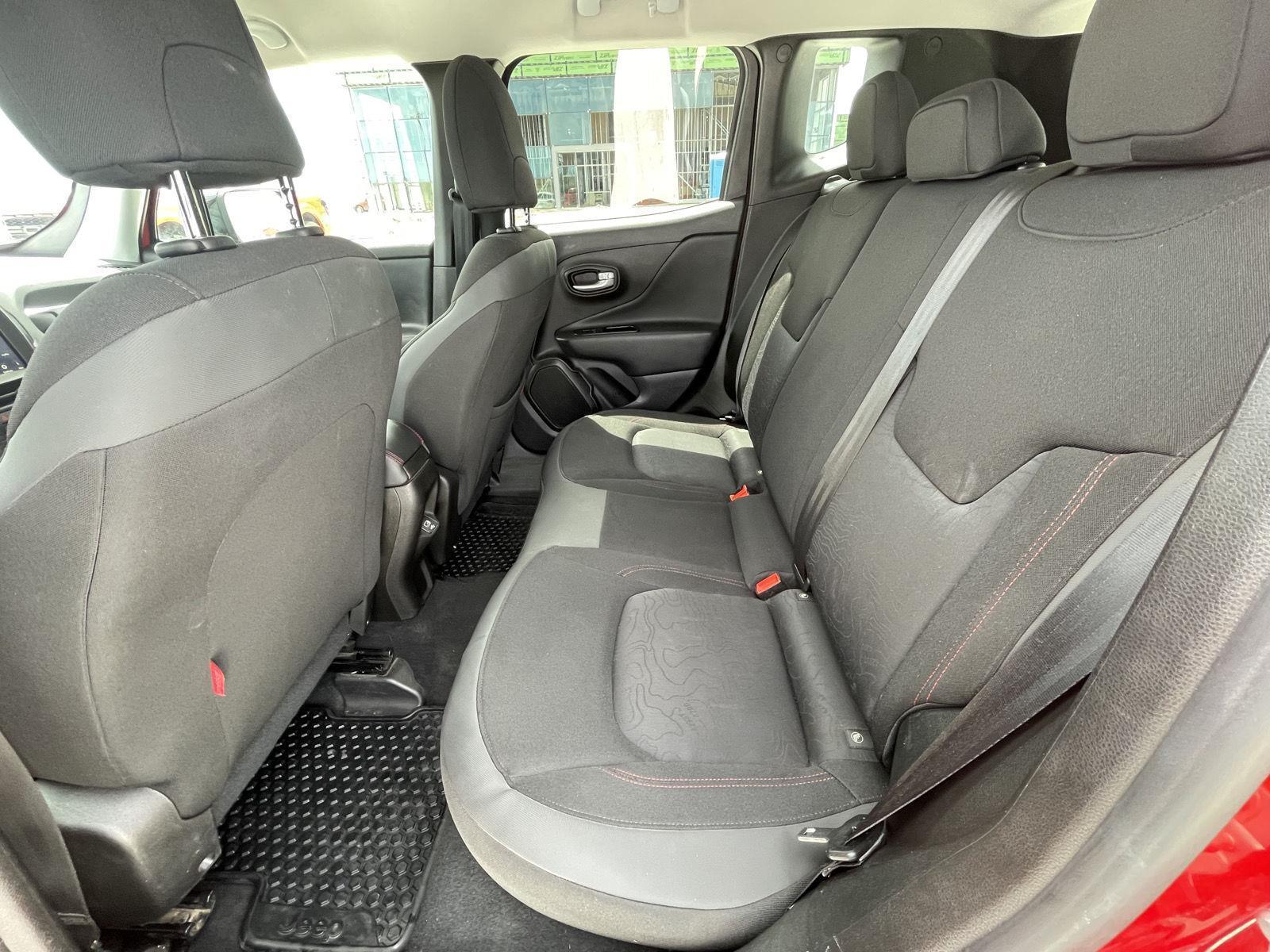 Pre-Owned 2023 Jeep Renegade for sale in Grand Island NE