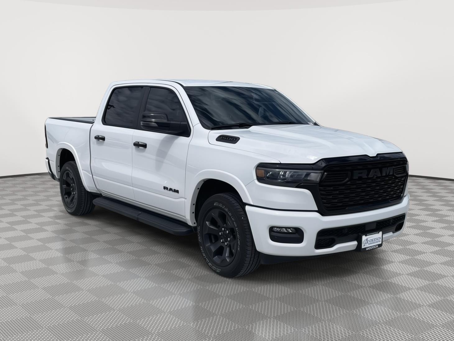 Vehicle photo 8