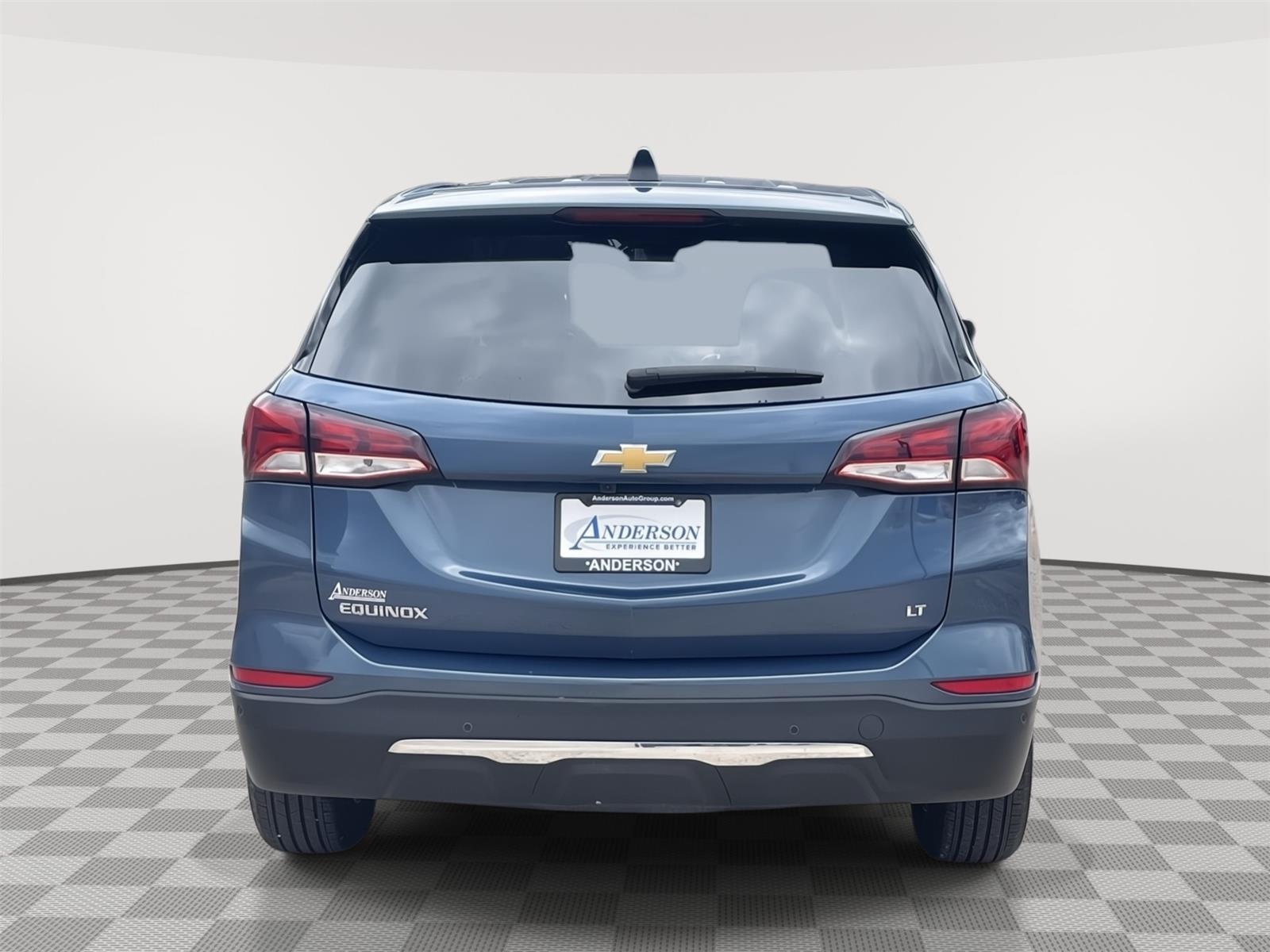 Vehicle photo 5