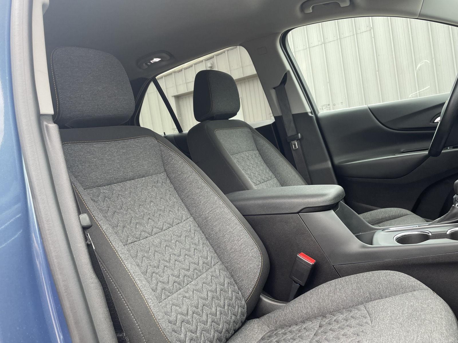 Vehicle photo 21