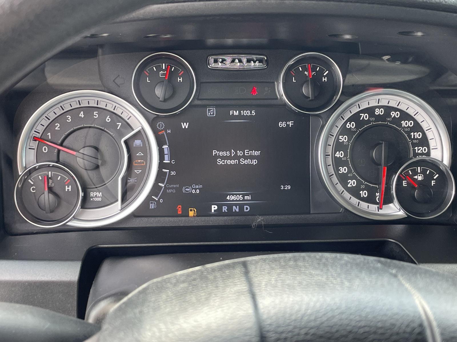 Vehicle photo 3