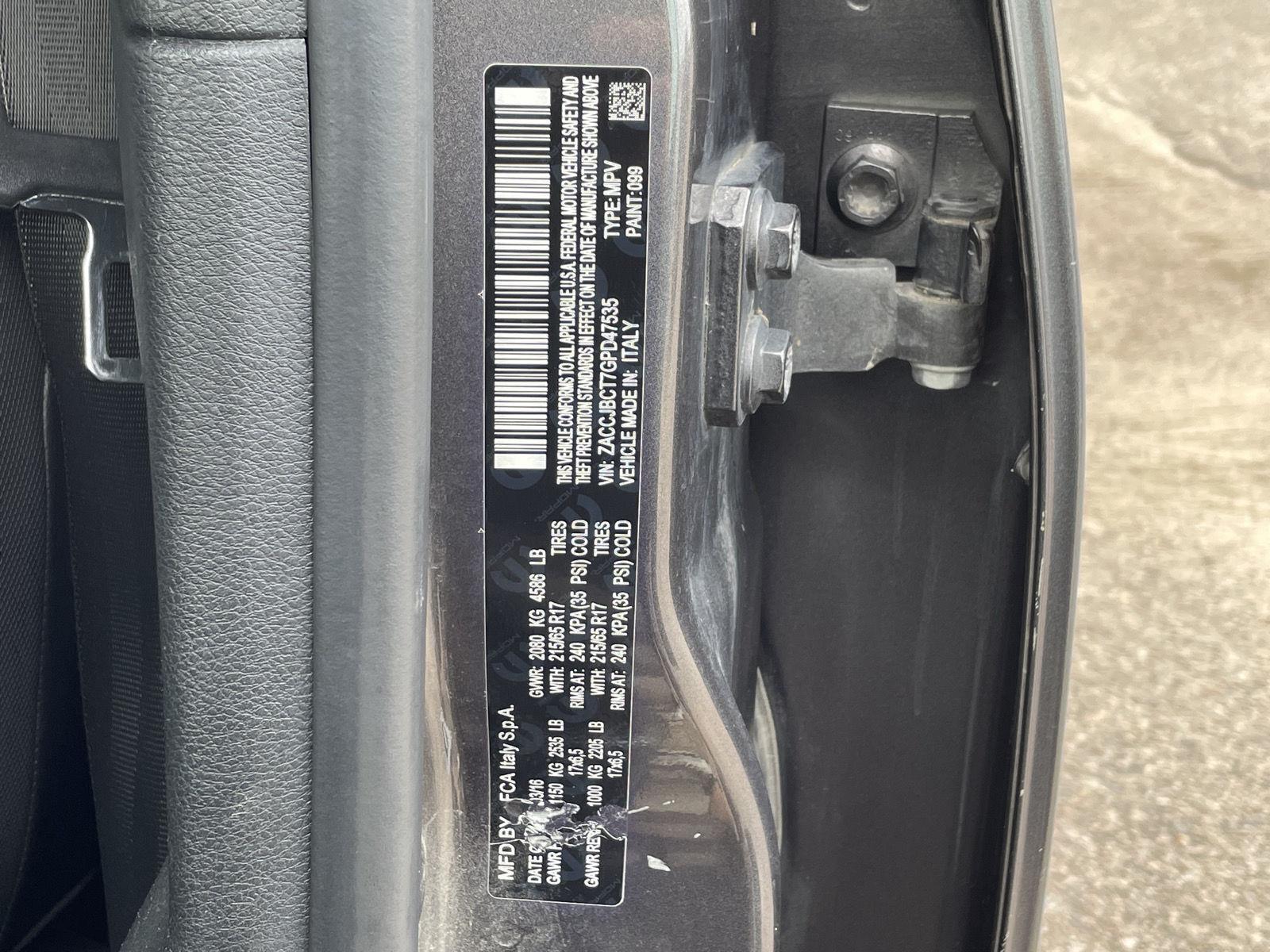 Vehicle photo 11