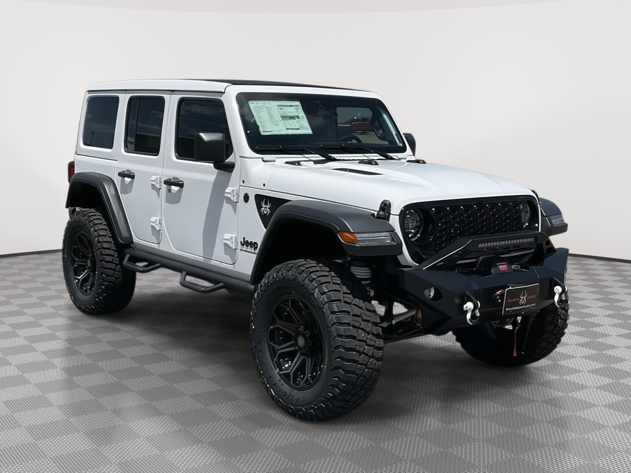 Vehicle photo 7
