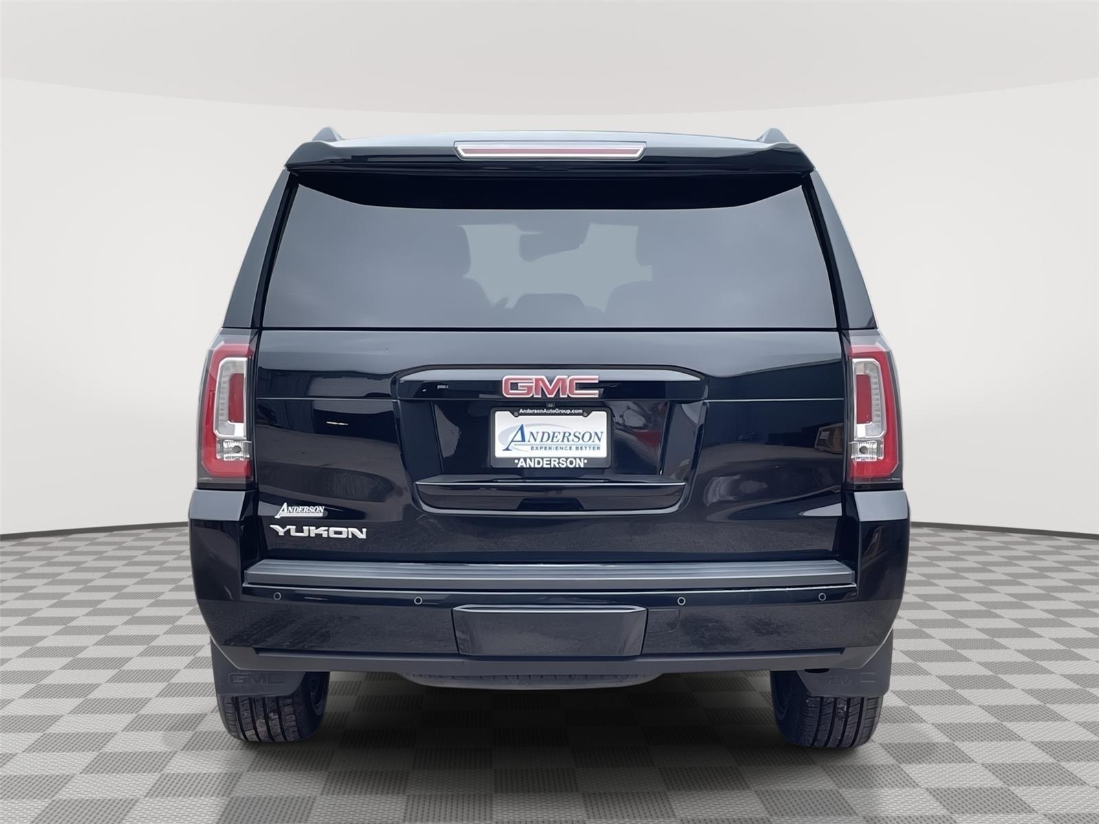 Vehicle photo 5
