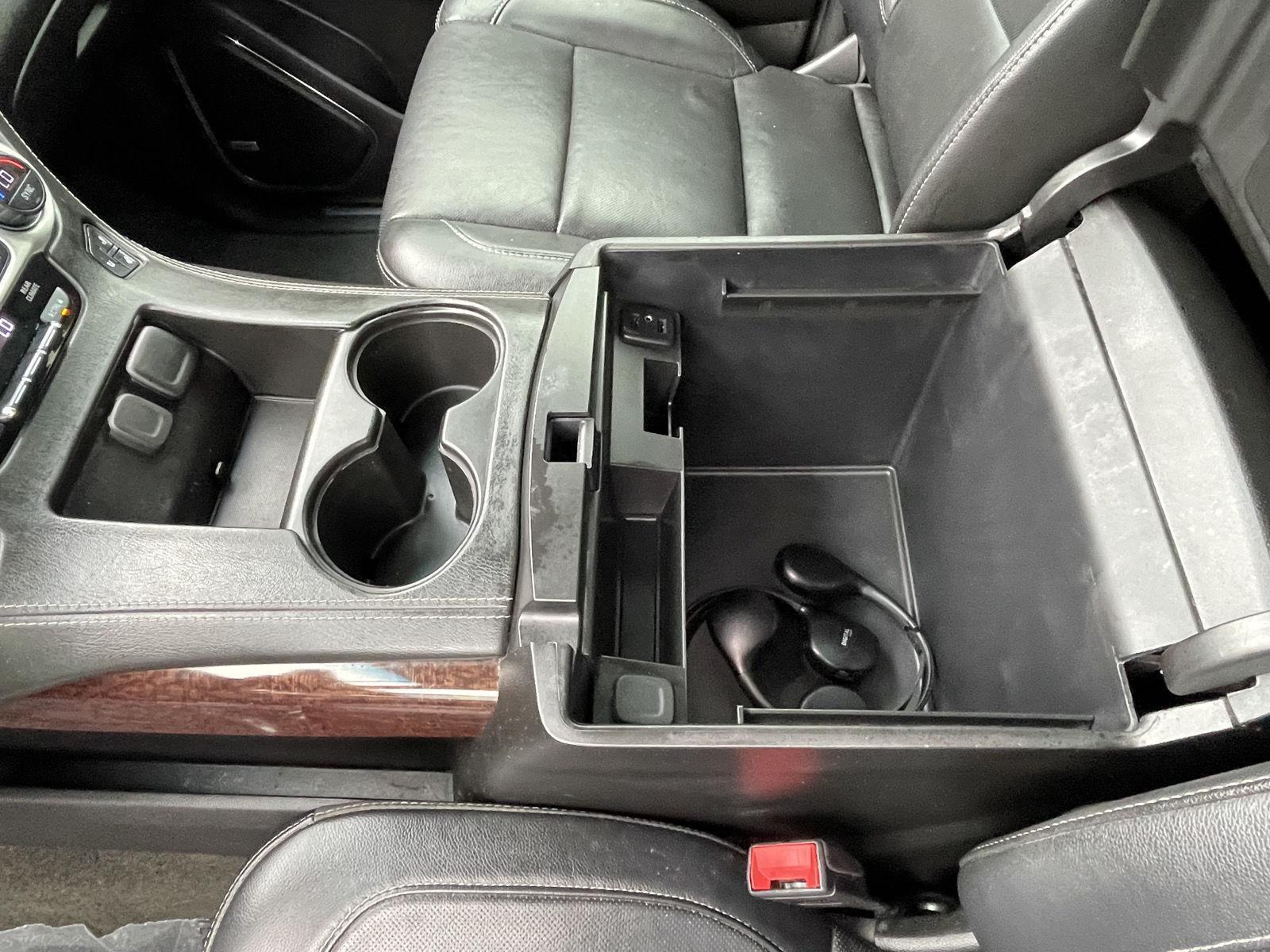 Vehicle photo 16