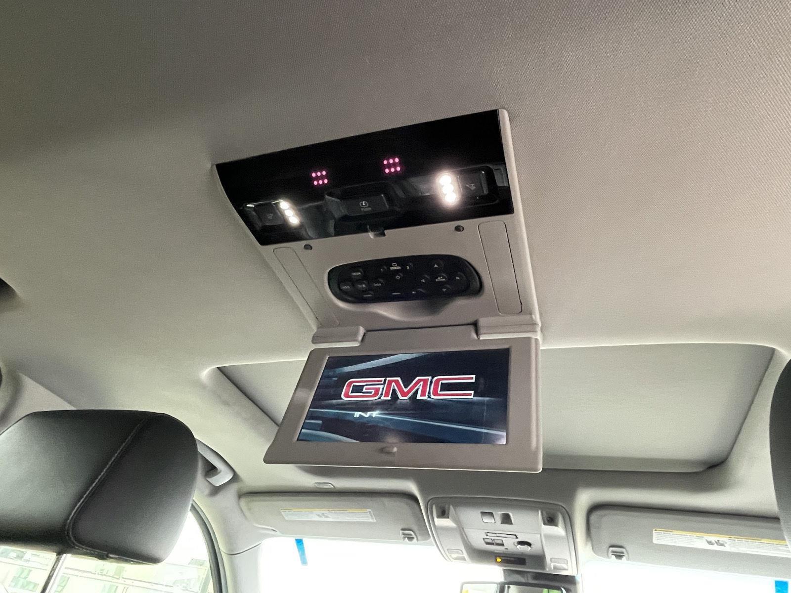 Vehicle photo 22