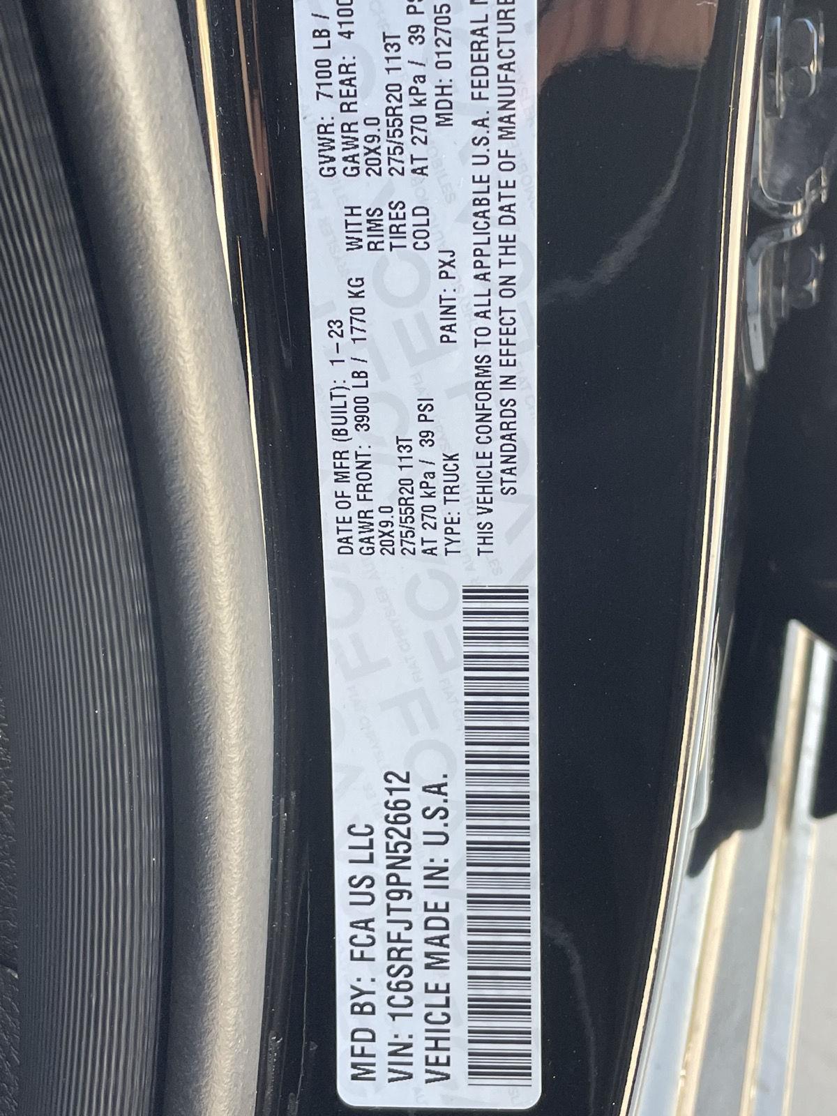 Vehicle photo 10