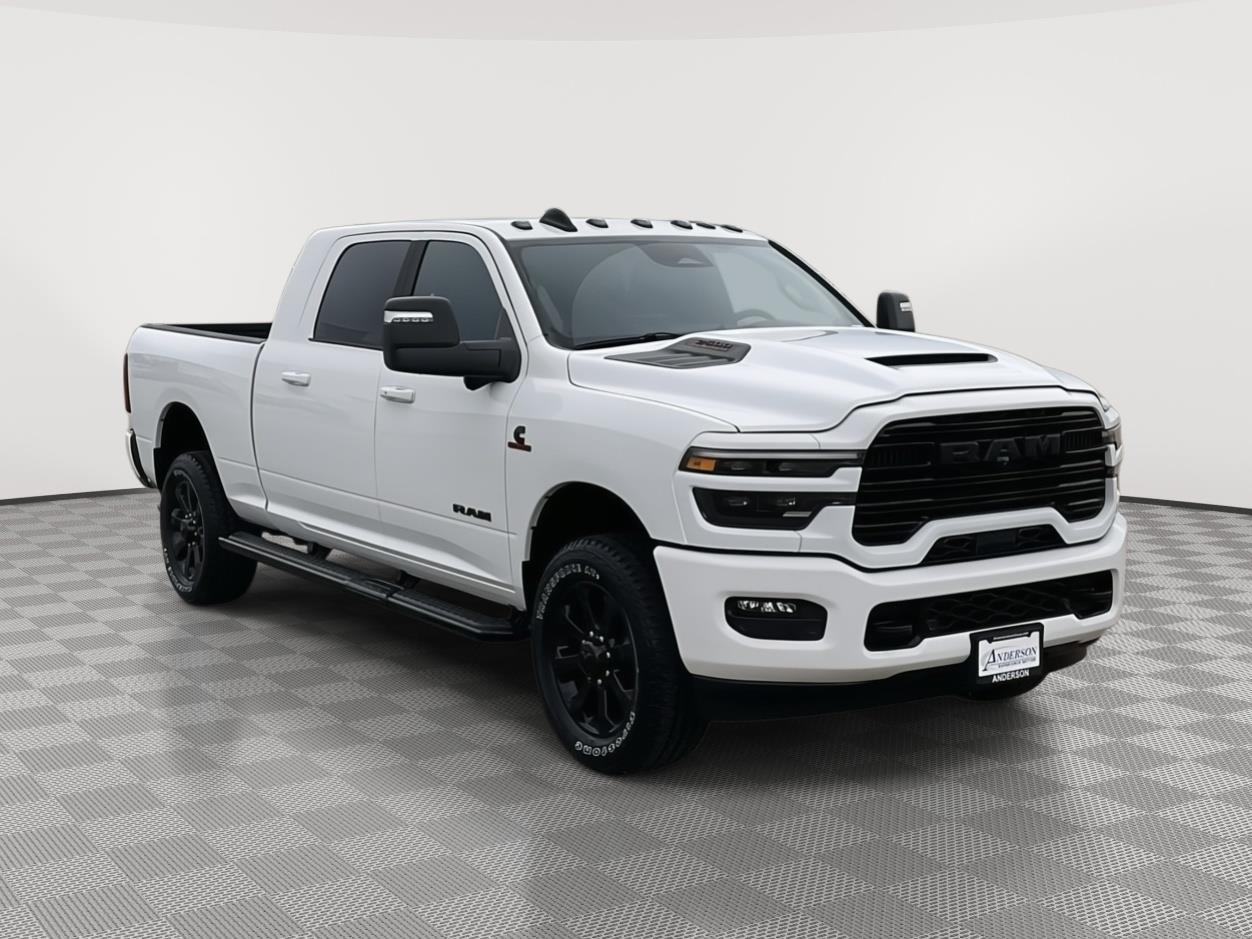 Vehicle photo 7