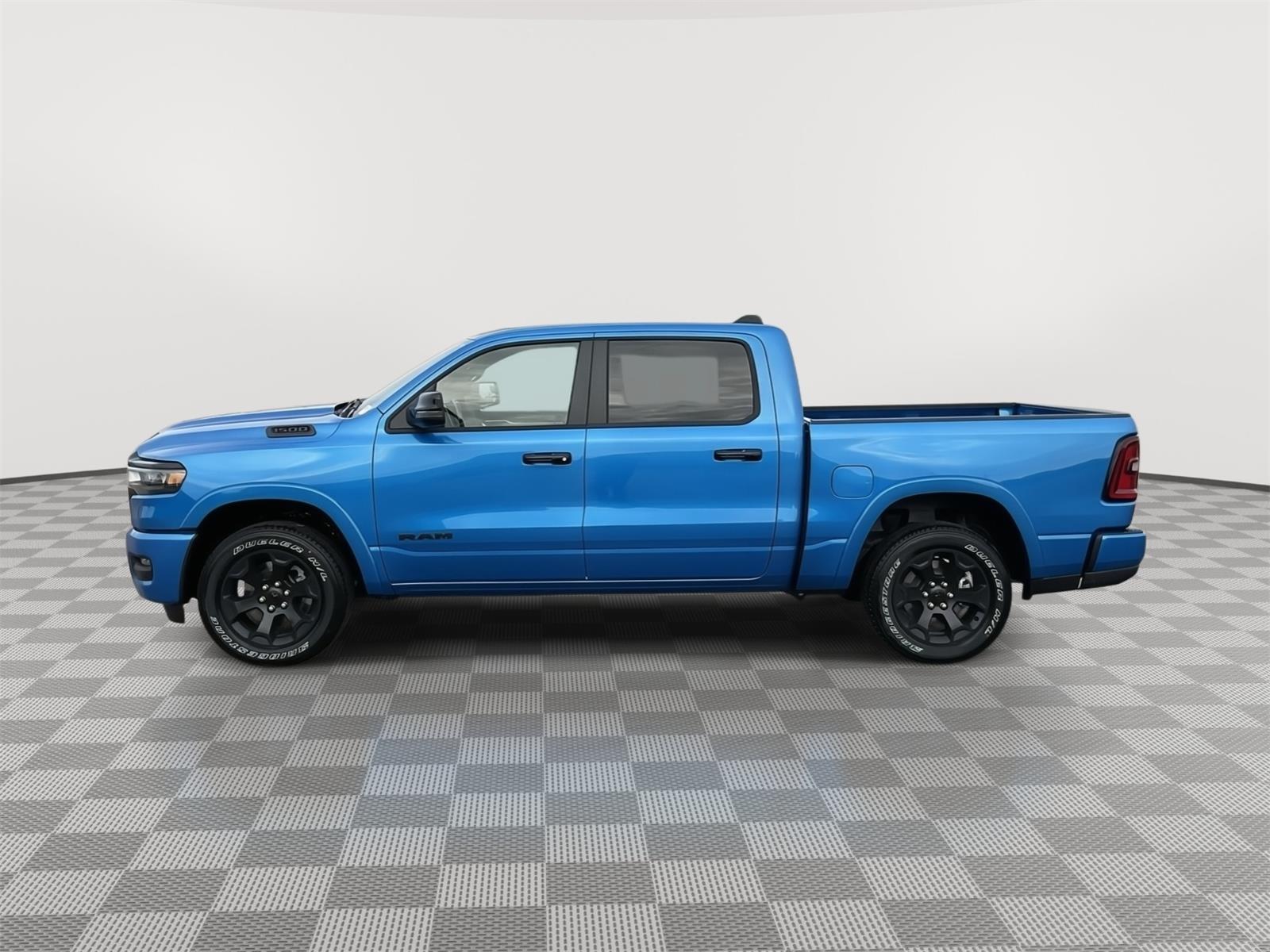 Vehicle photo 2