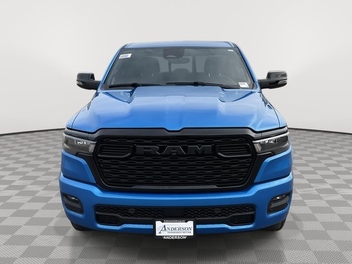 Vehicle photo 8