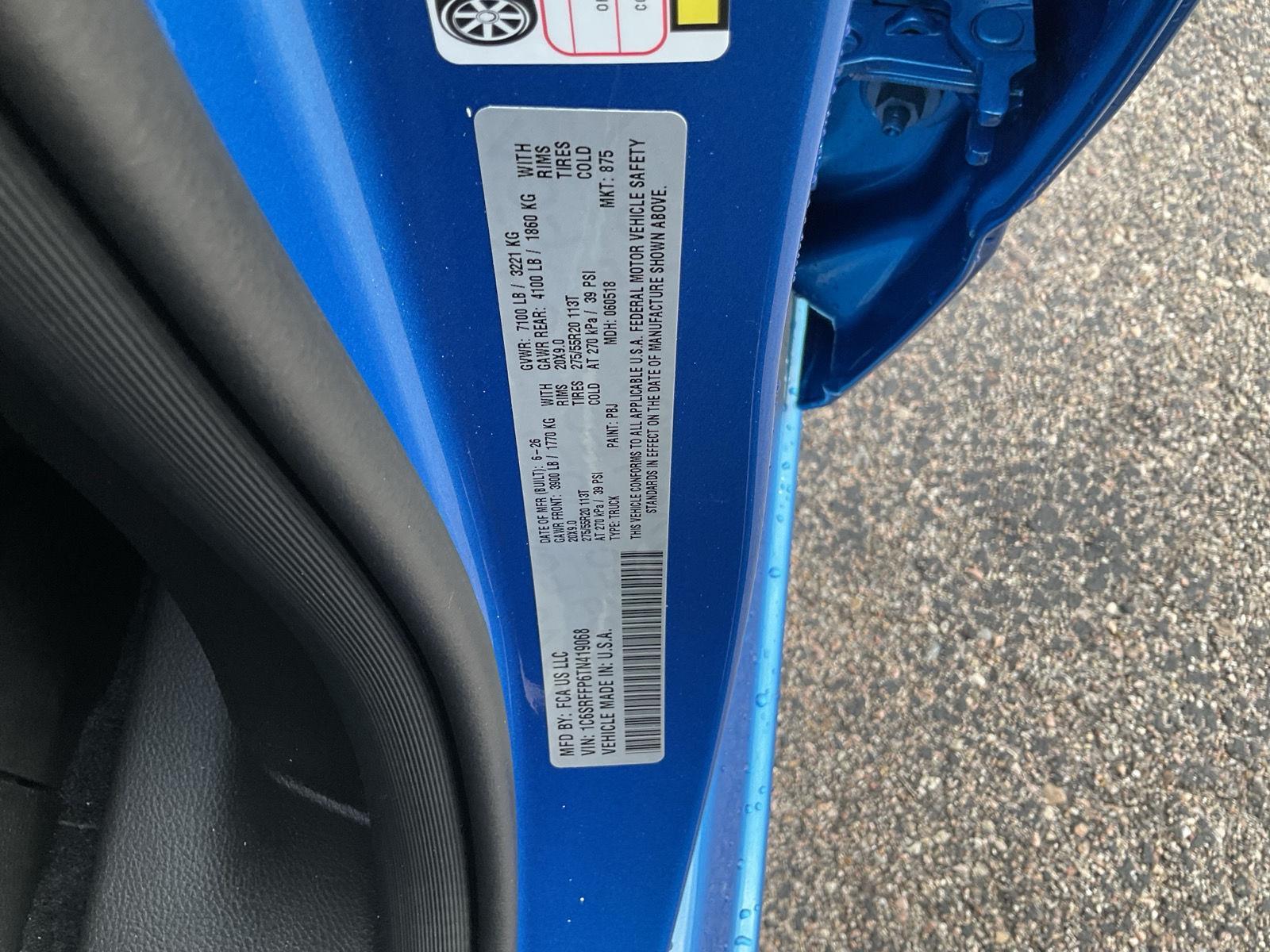 Vehicle photo 21