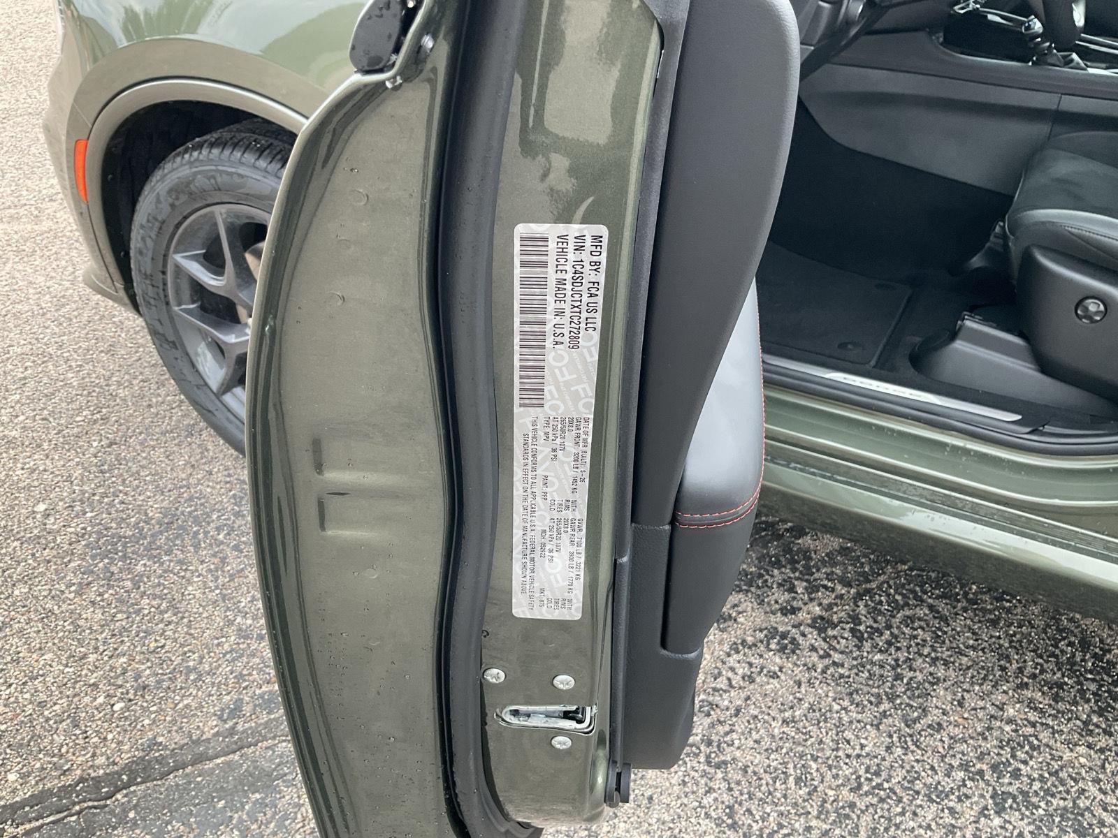 Vehicle photo 22