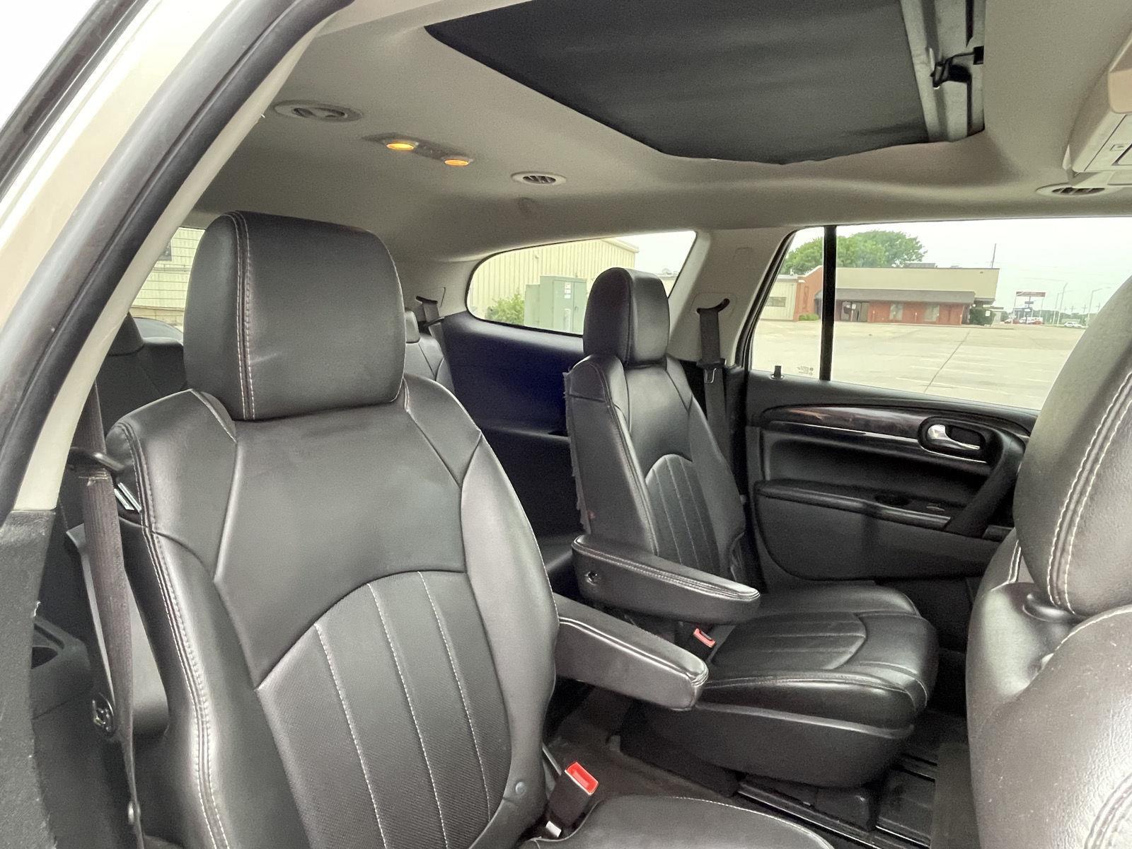 Vehicle photo 20