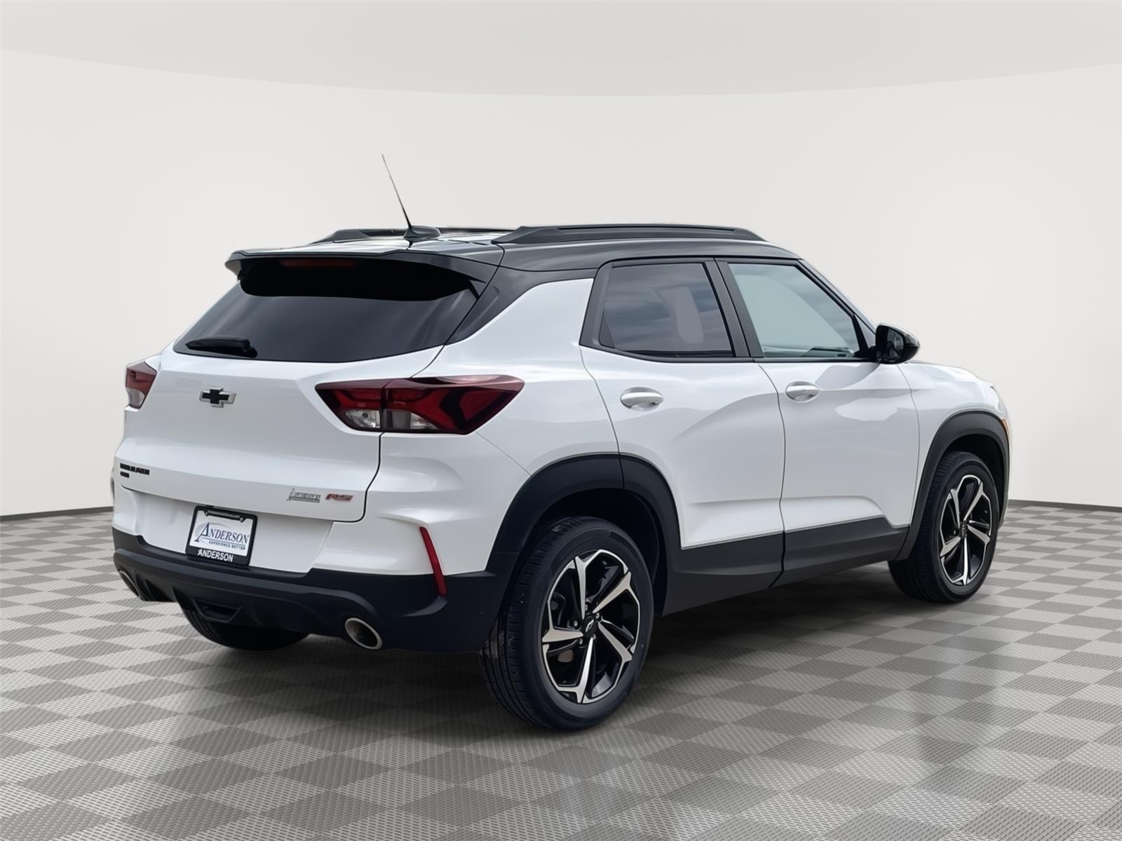 Vehicle photo 6