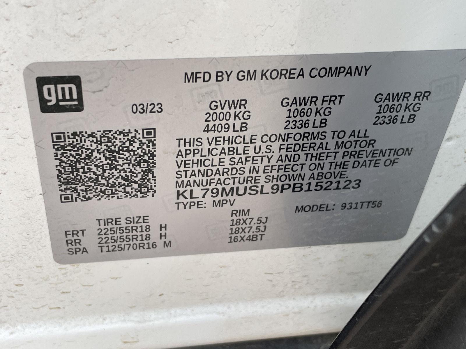 Vehicle photo 11