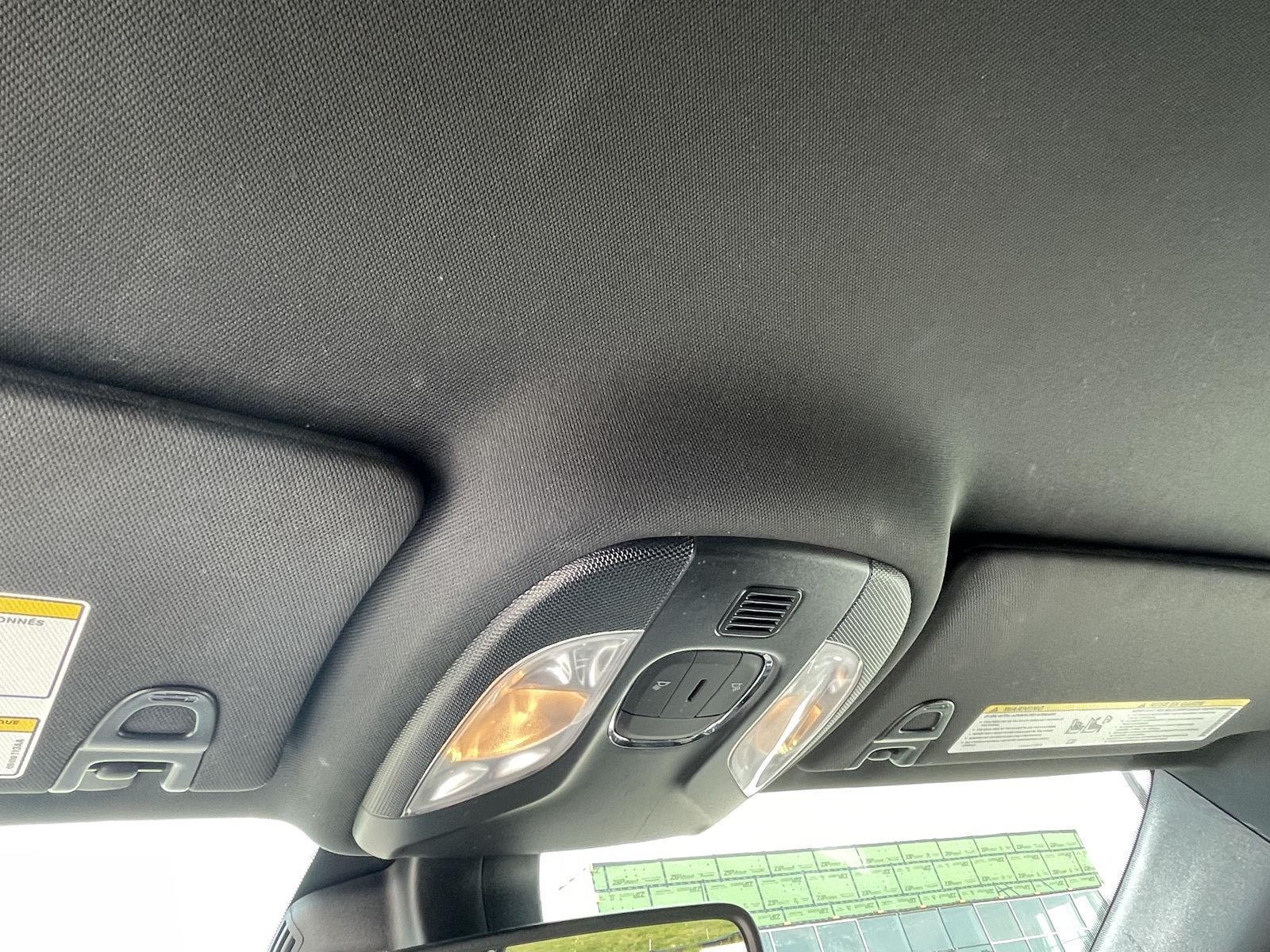 Vehicle photo 16