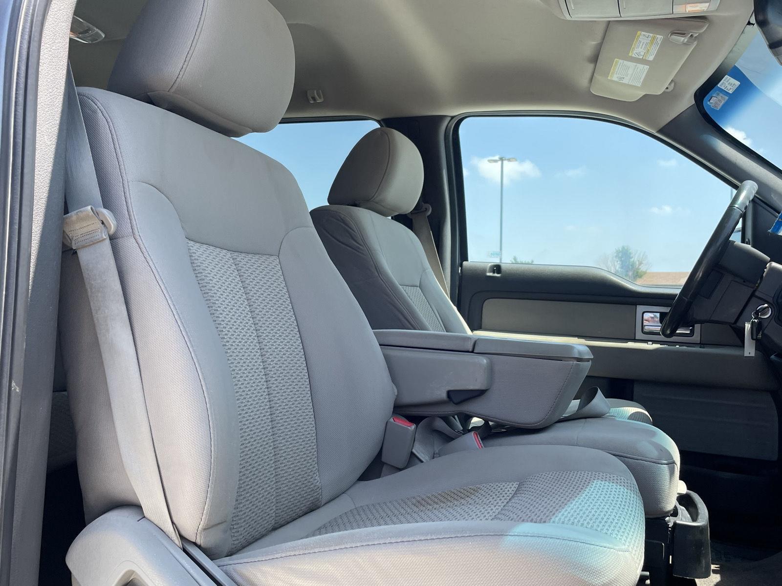 Vehicle photo 20