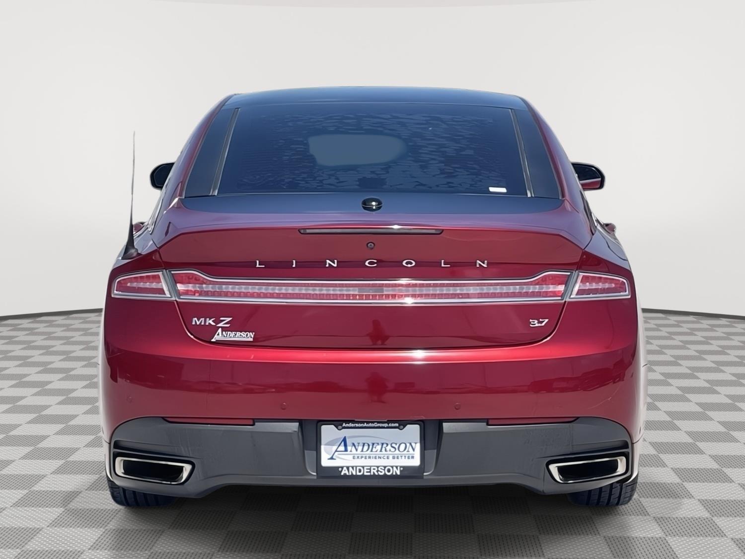 Vehicle photo 5