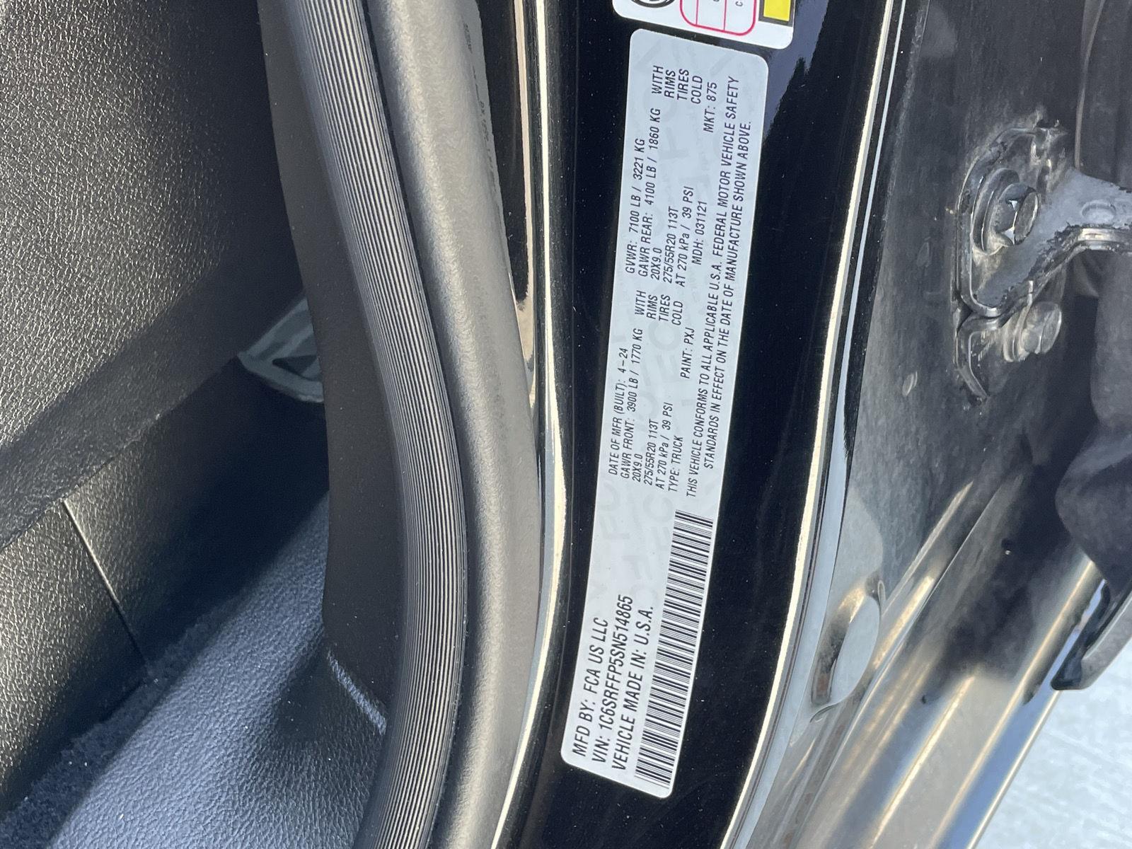 Vehicle photo 11