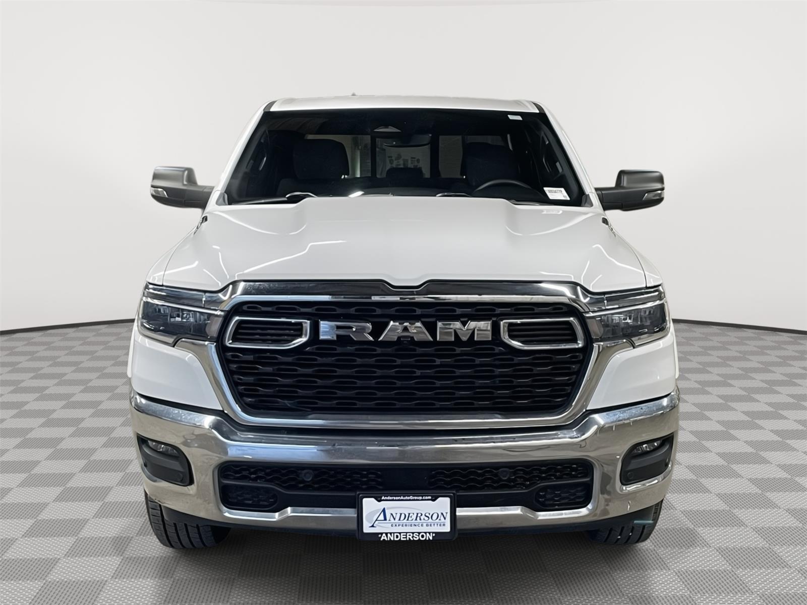 Vehicle photo 9