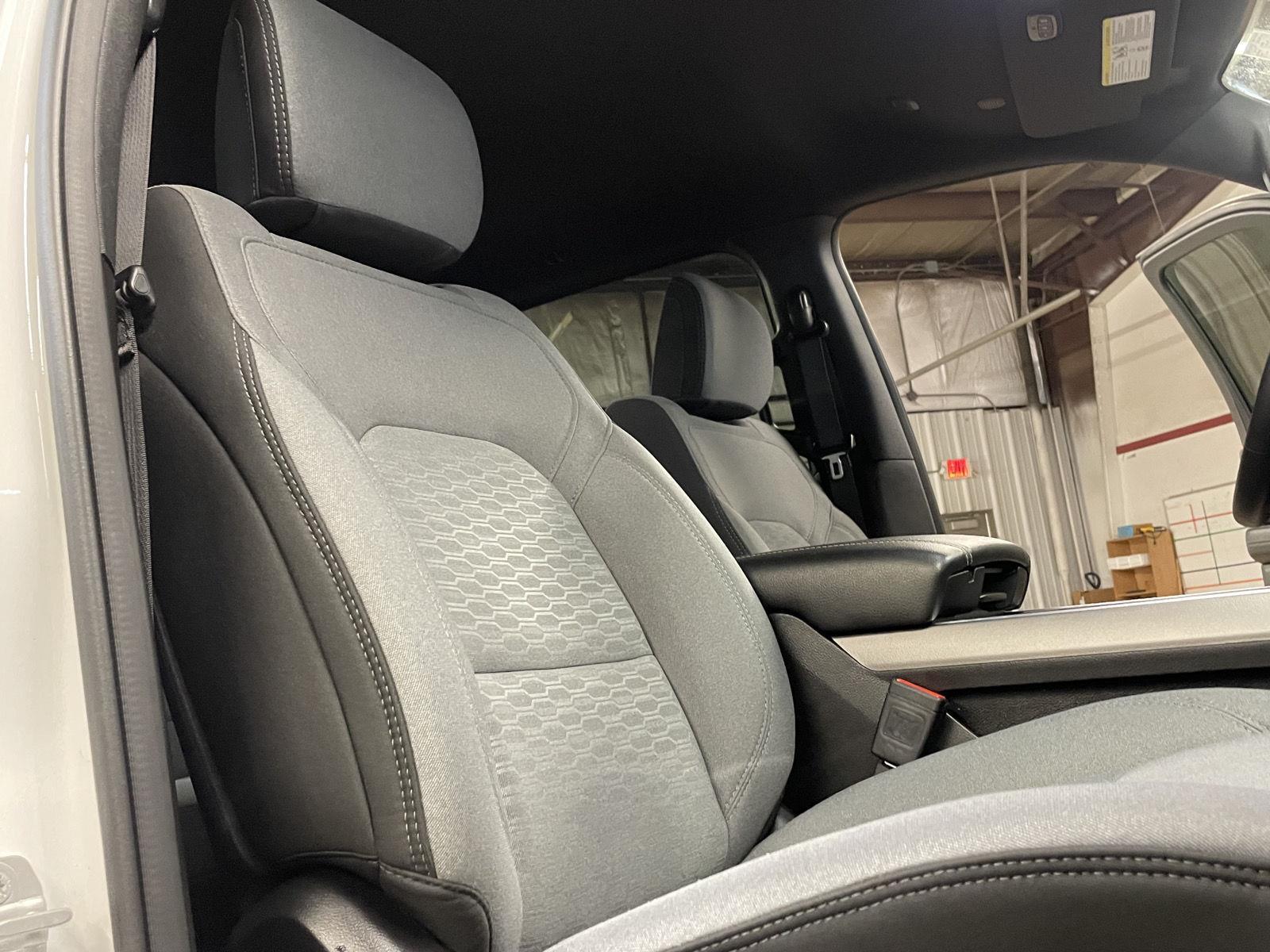 Vehicle photo 22