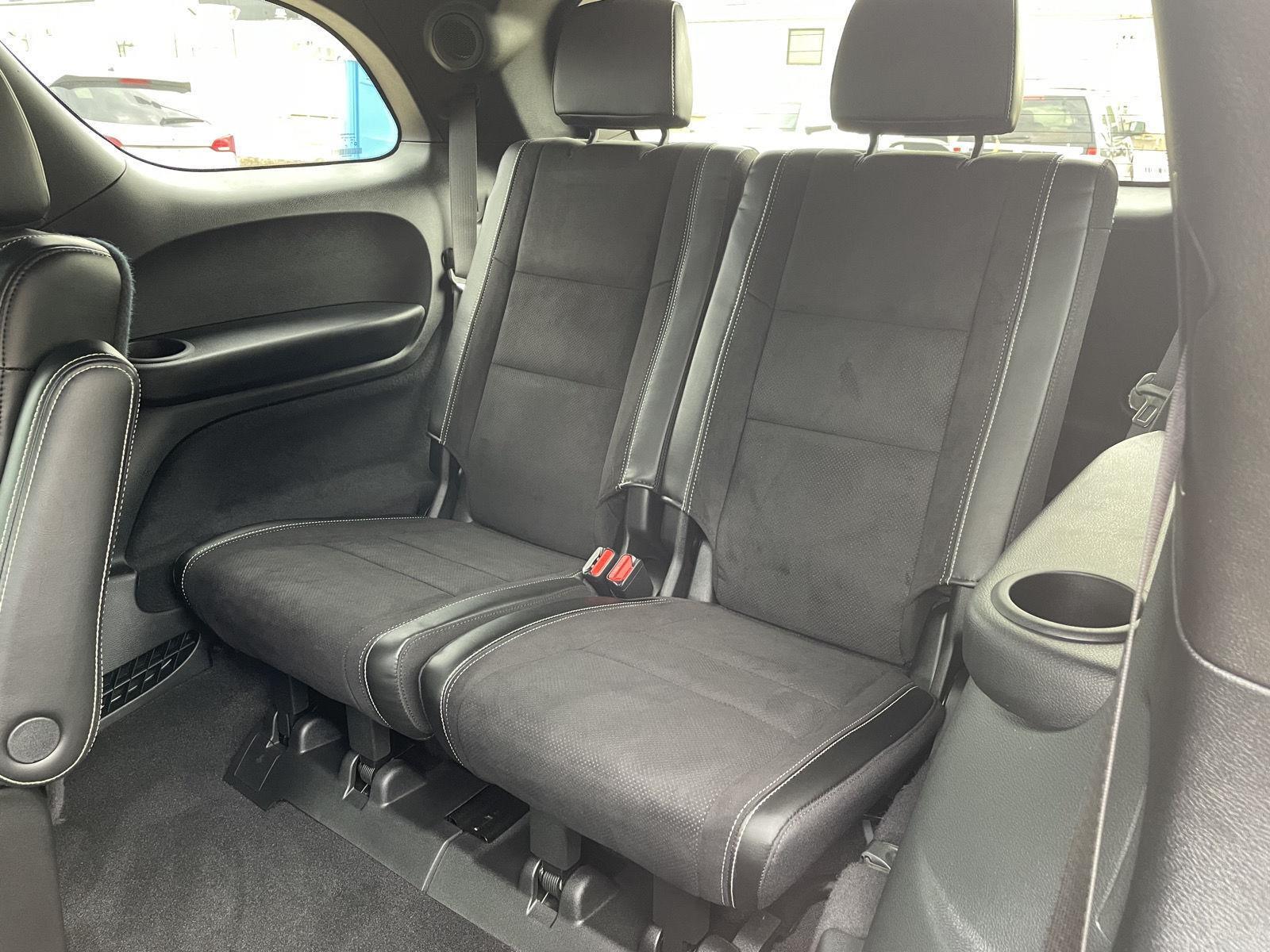 Vehicle photo 18