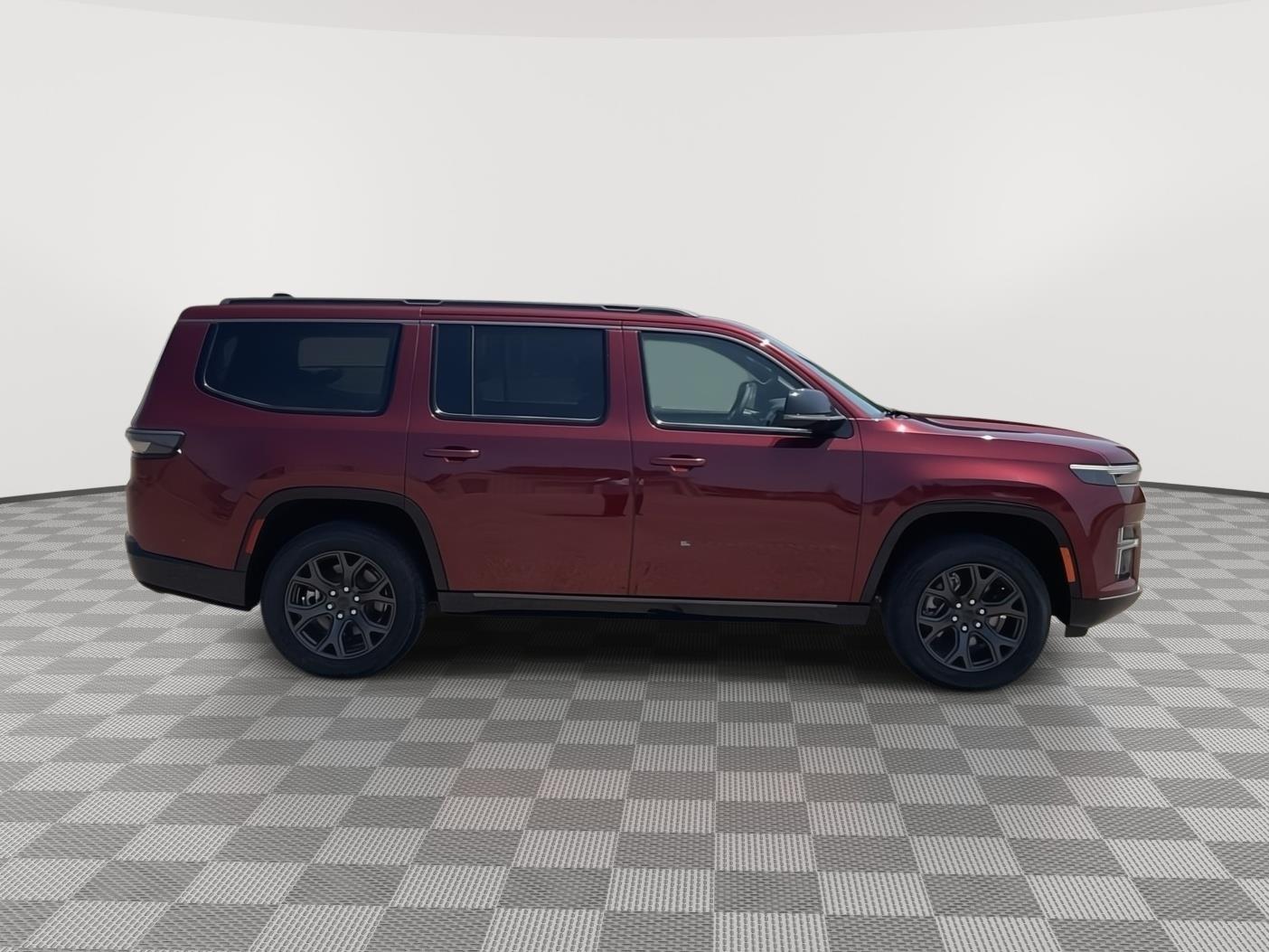 Vehicle photo 6