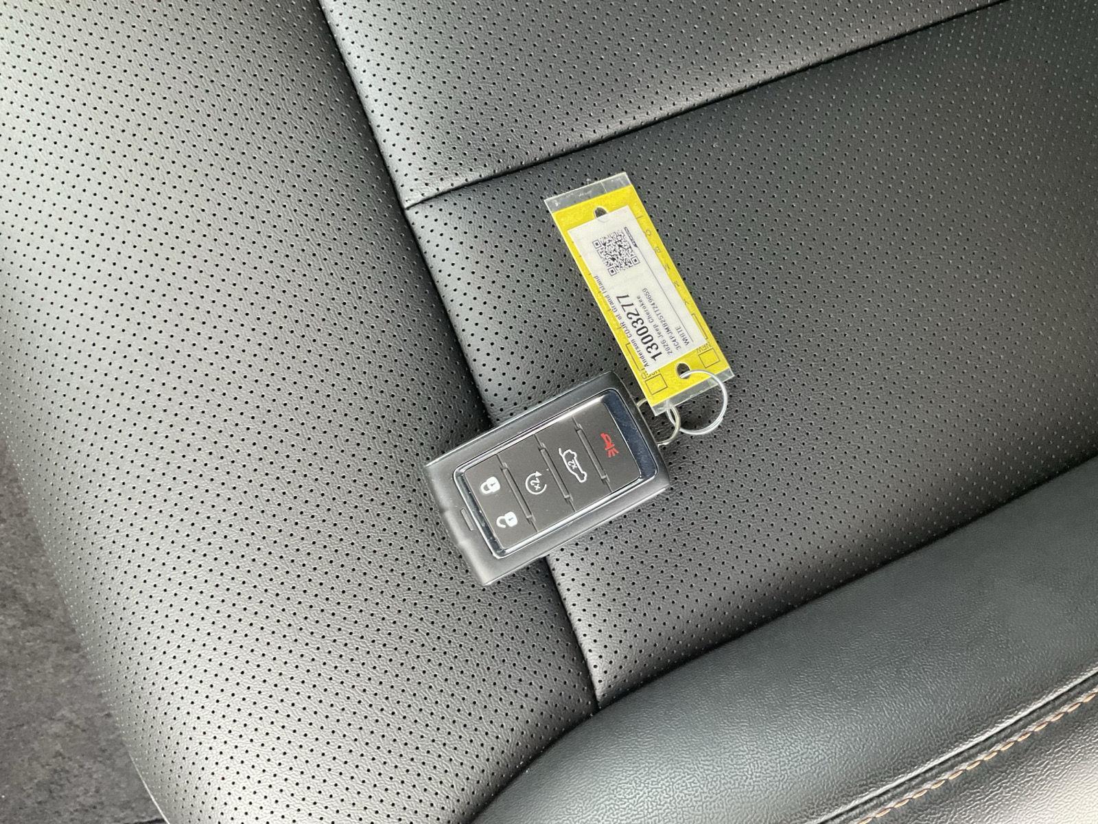 Vehicle photo 22