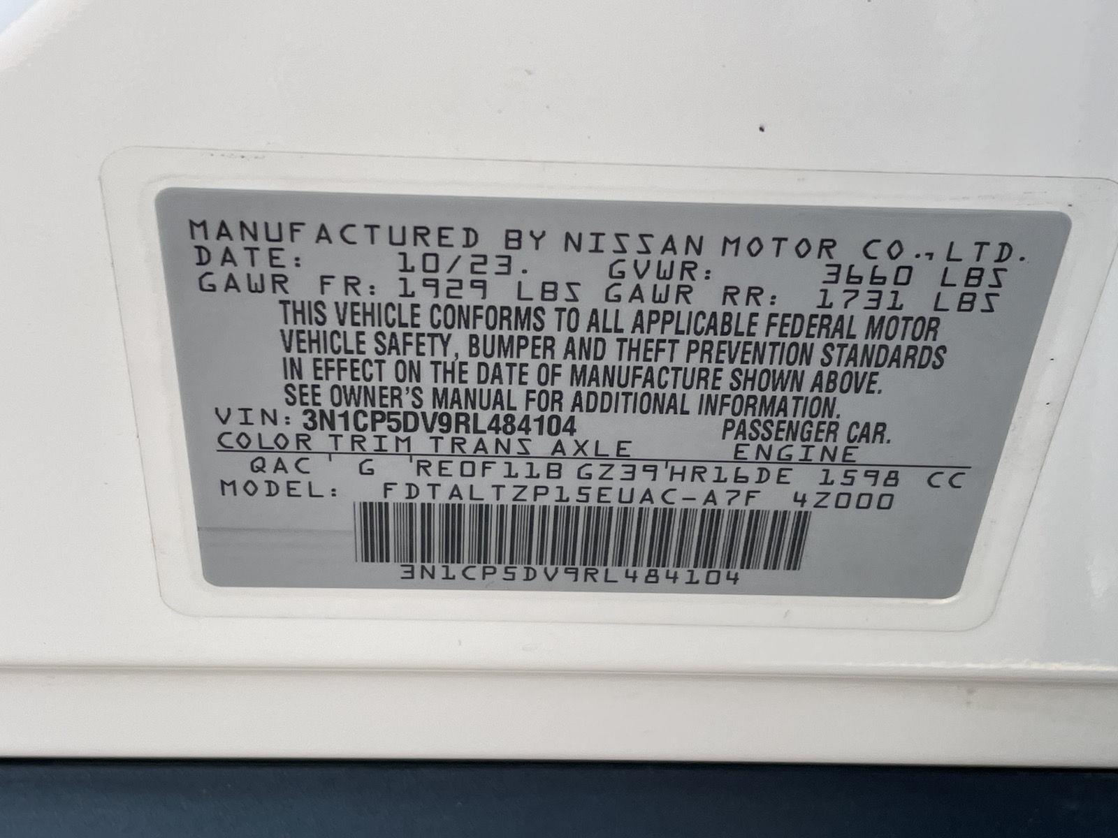 Vehicle photo 11