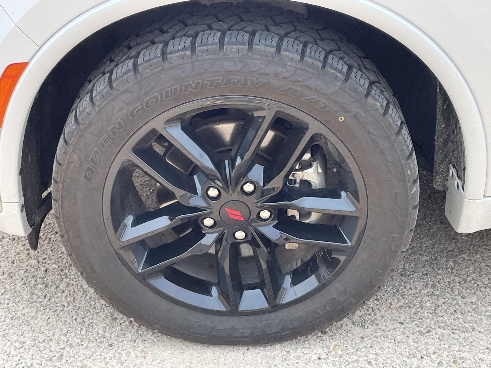 Vehicle photo 10