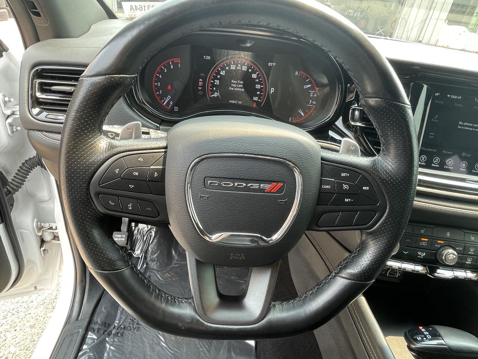 Vehicle photo 13