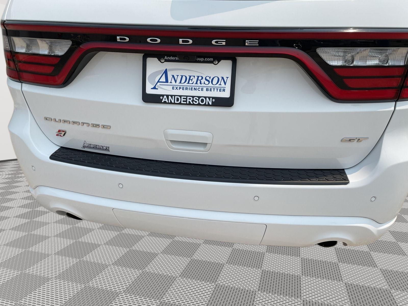 Vehicle photo 23