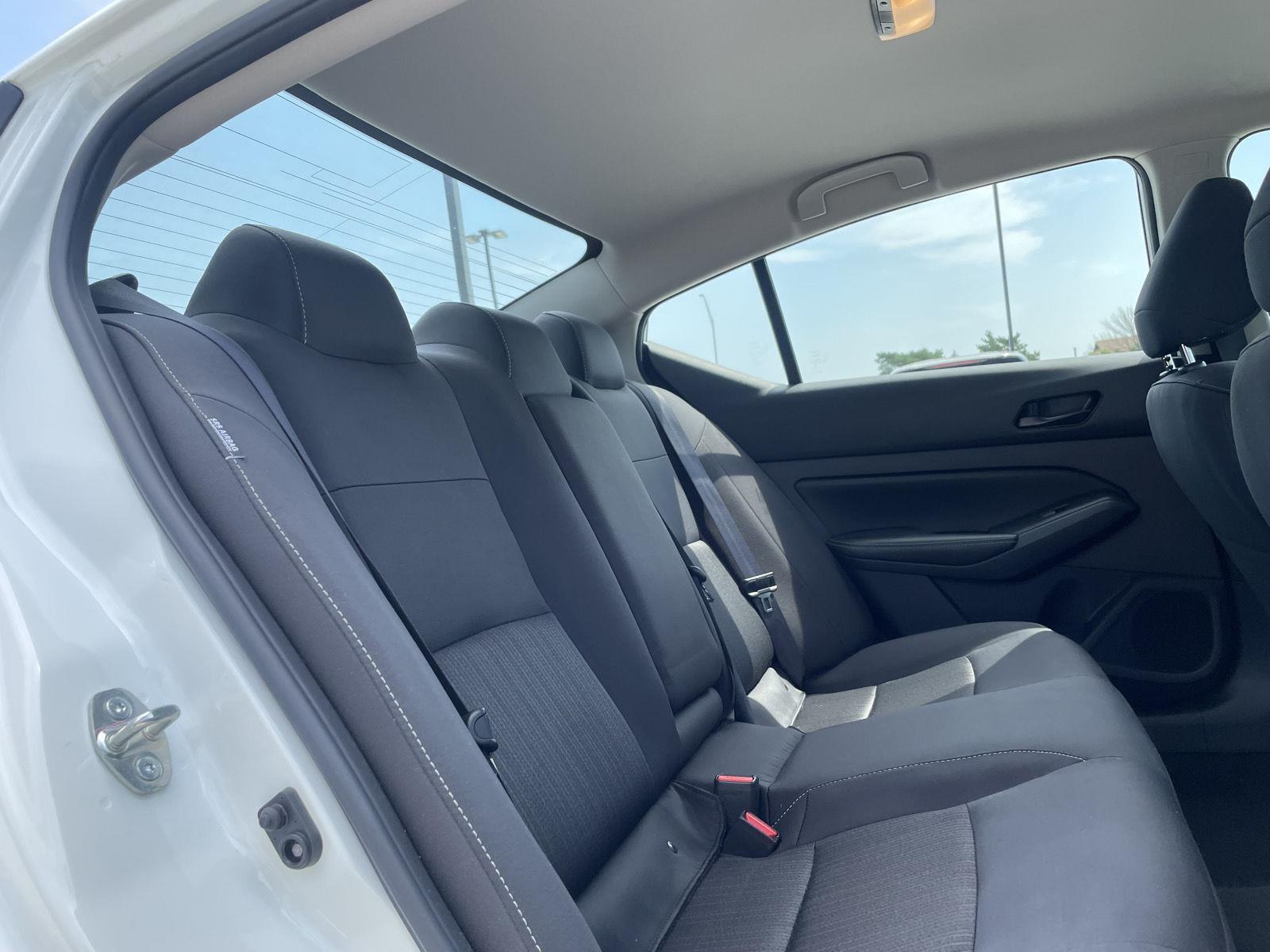 Vehicle photo 18