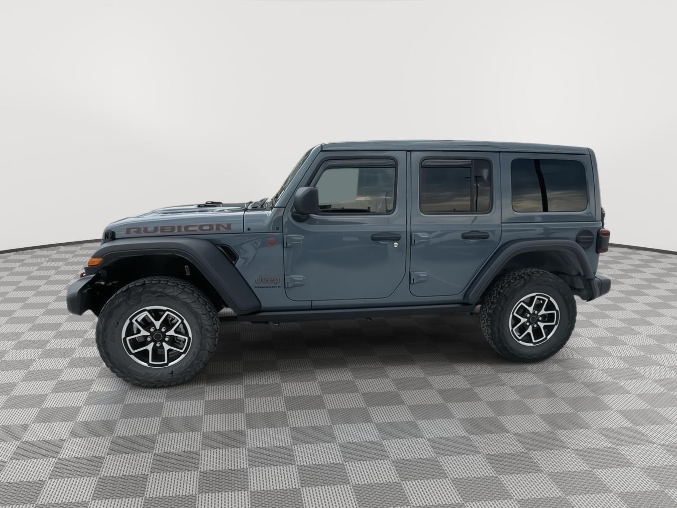 Vehicle photo 2