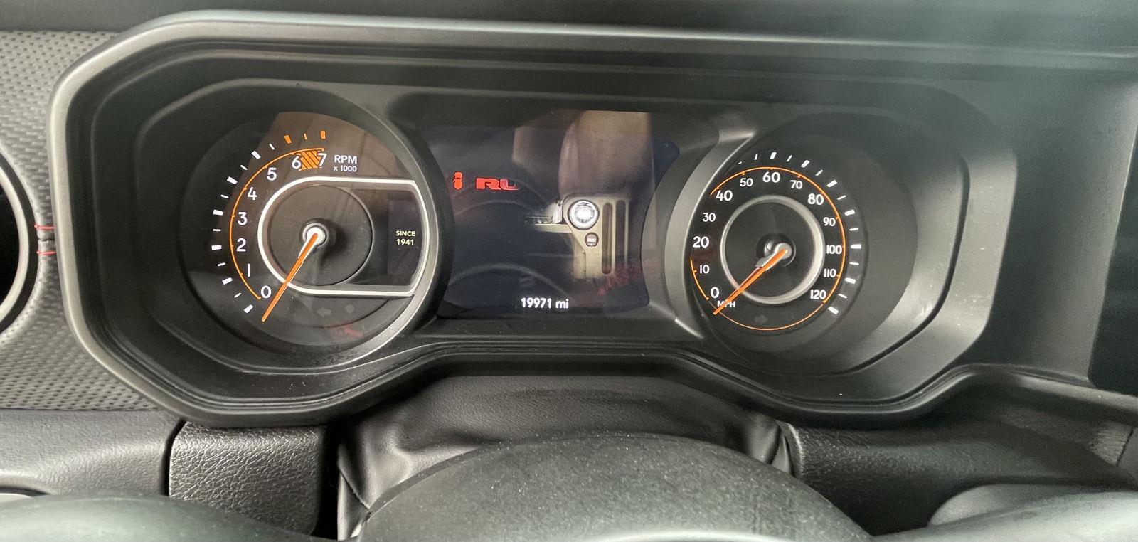 Vehicle photo 3