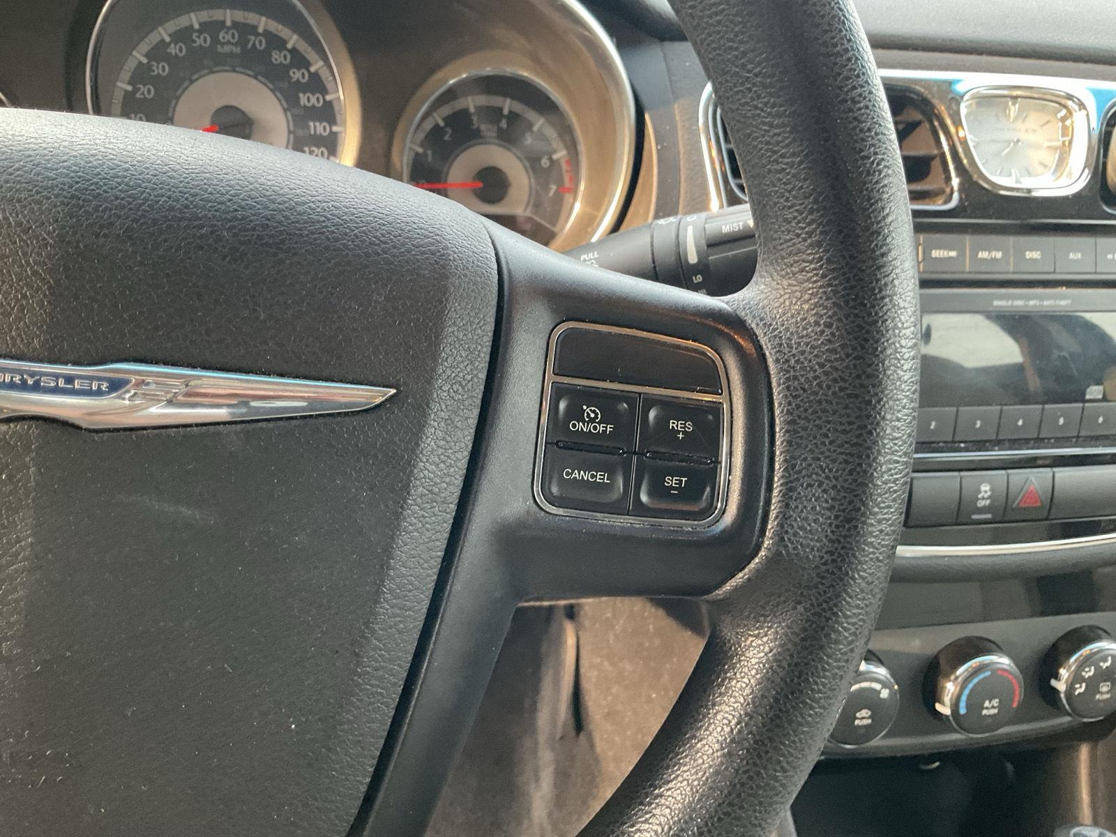 Vehicle photo 11