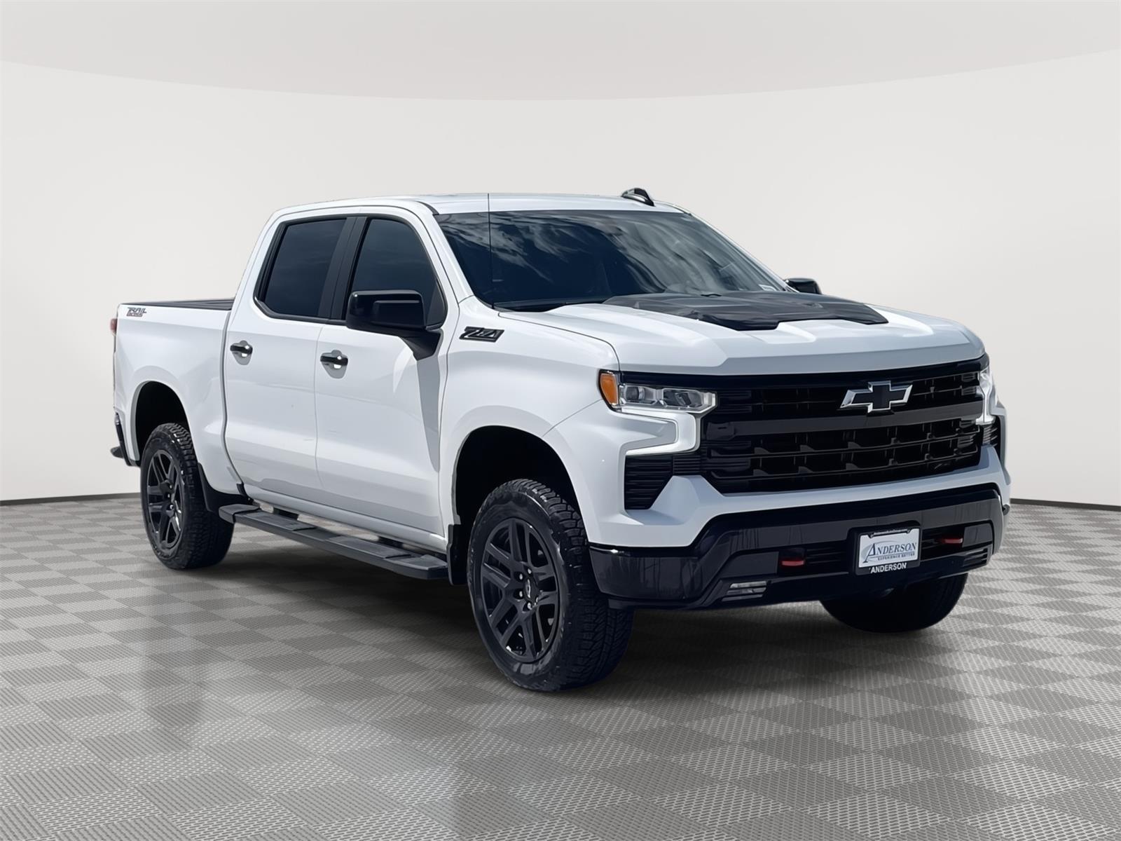 Vehicle photo 8