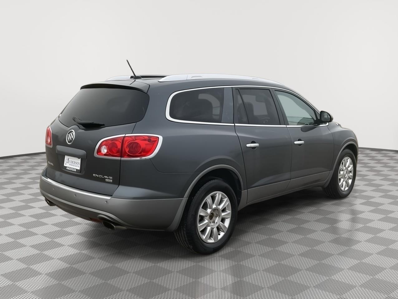 Vehicle photo 5